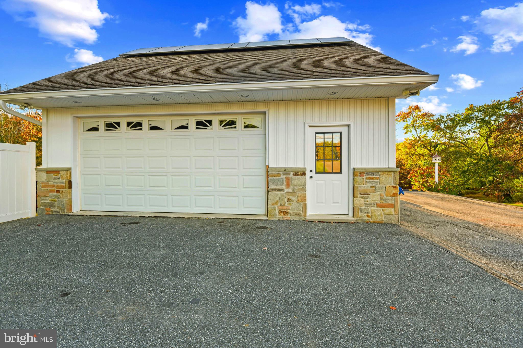 HAMPSTEAD - Residential