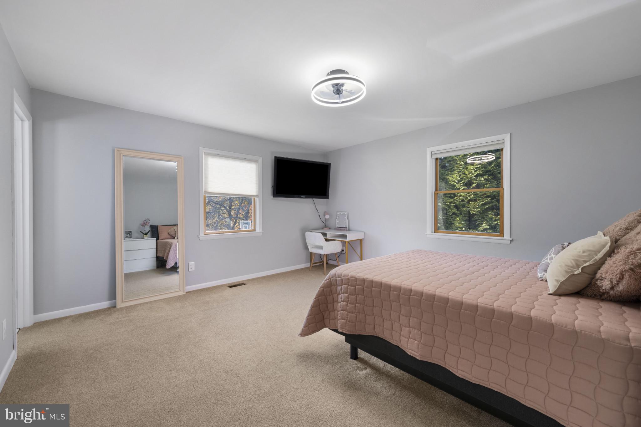 HAMPSTEAD - Residential