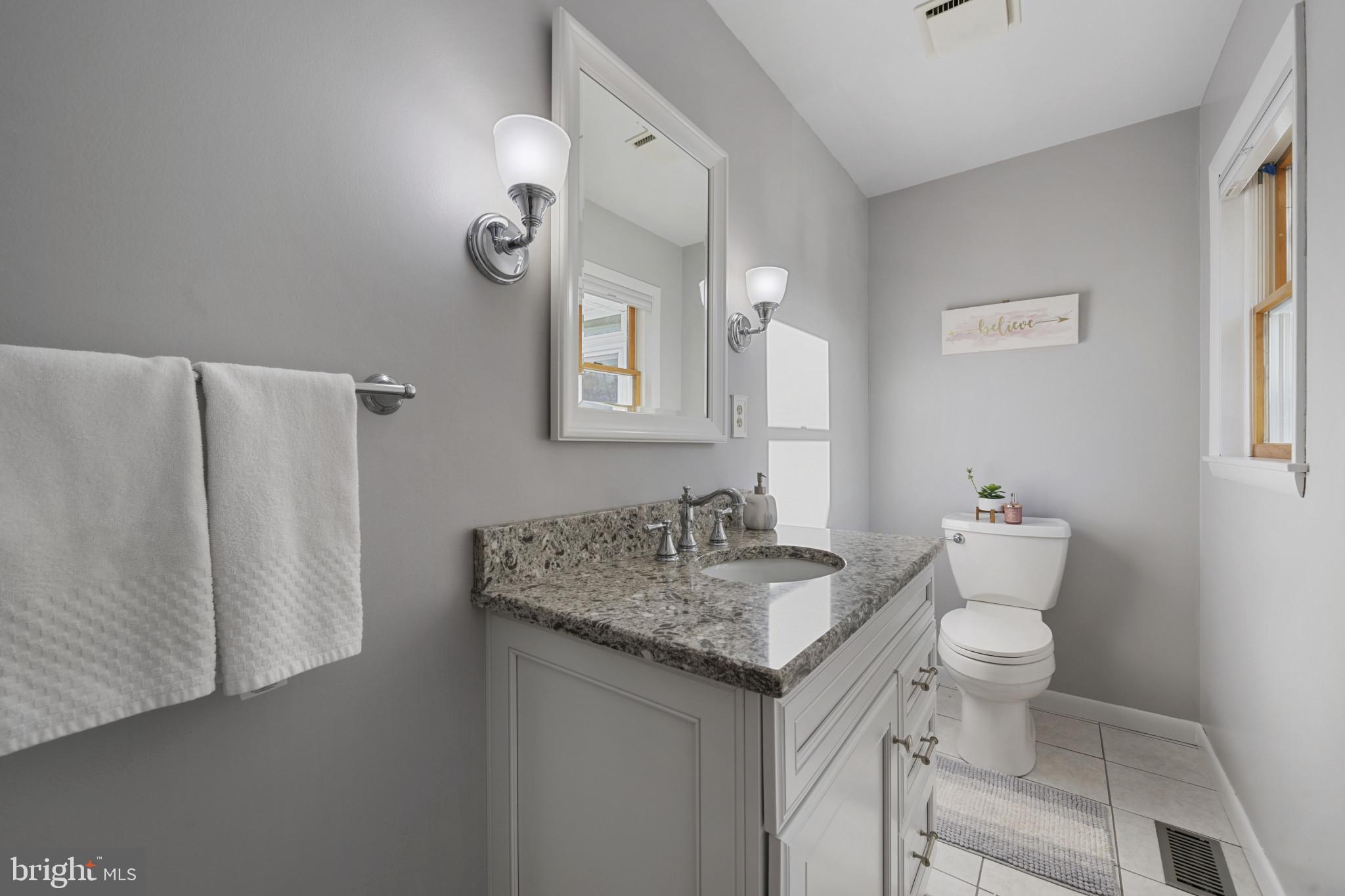 HAMPSTEAD - Residential