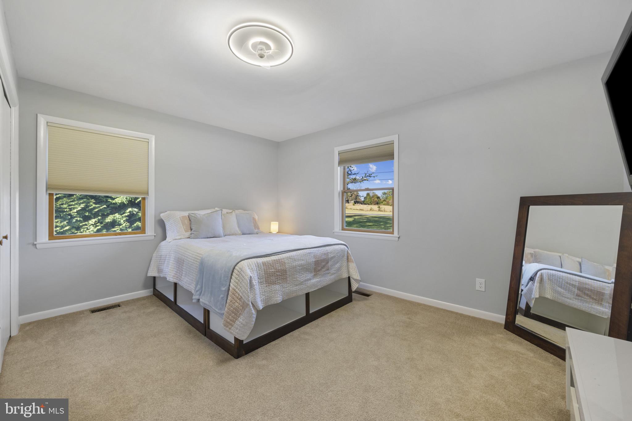 HAMPSTEAD - Residential