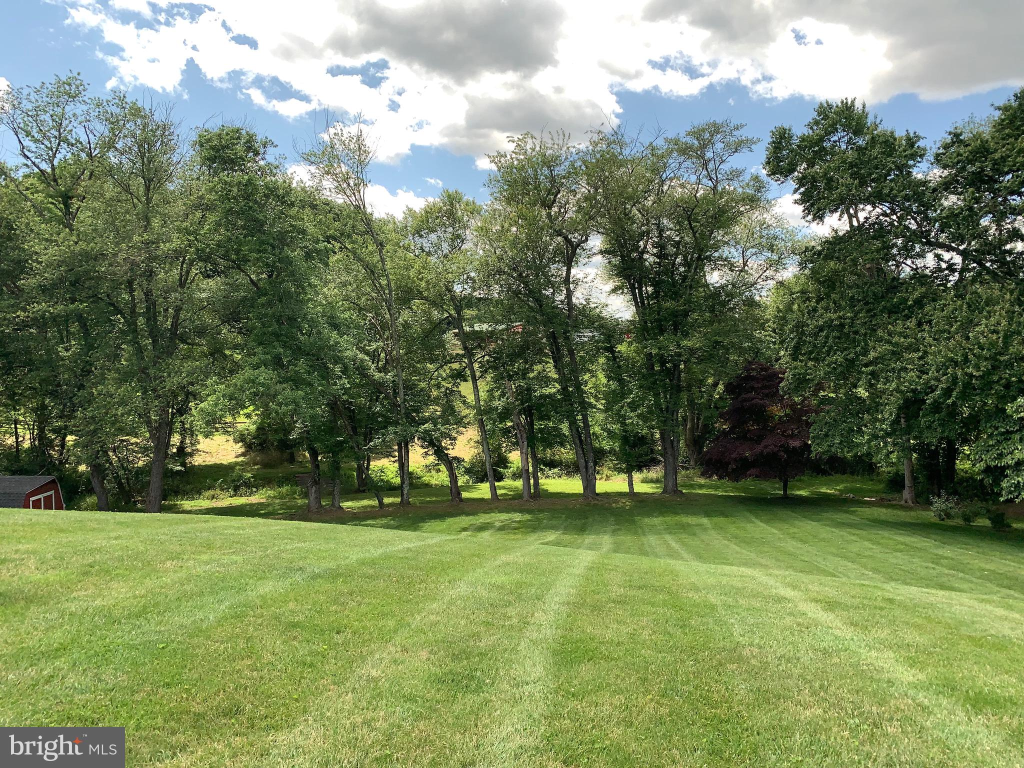 HAMPSTEAD - Residential