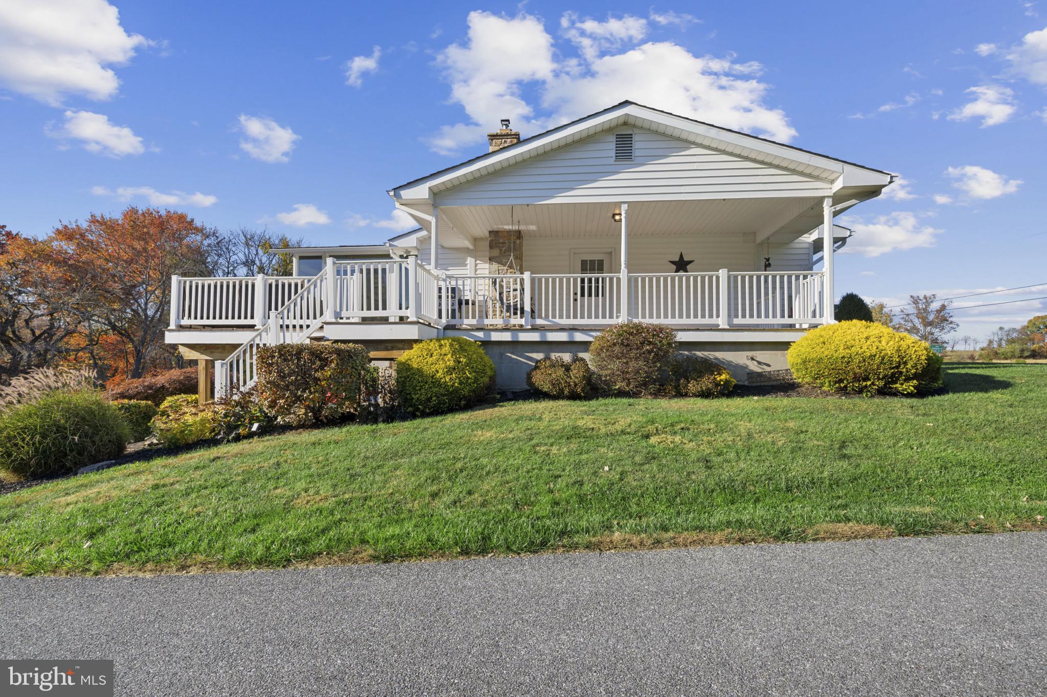 HAMPSTEAD - Residential