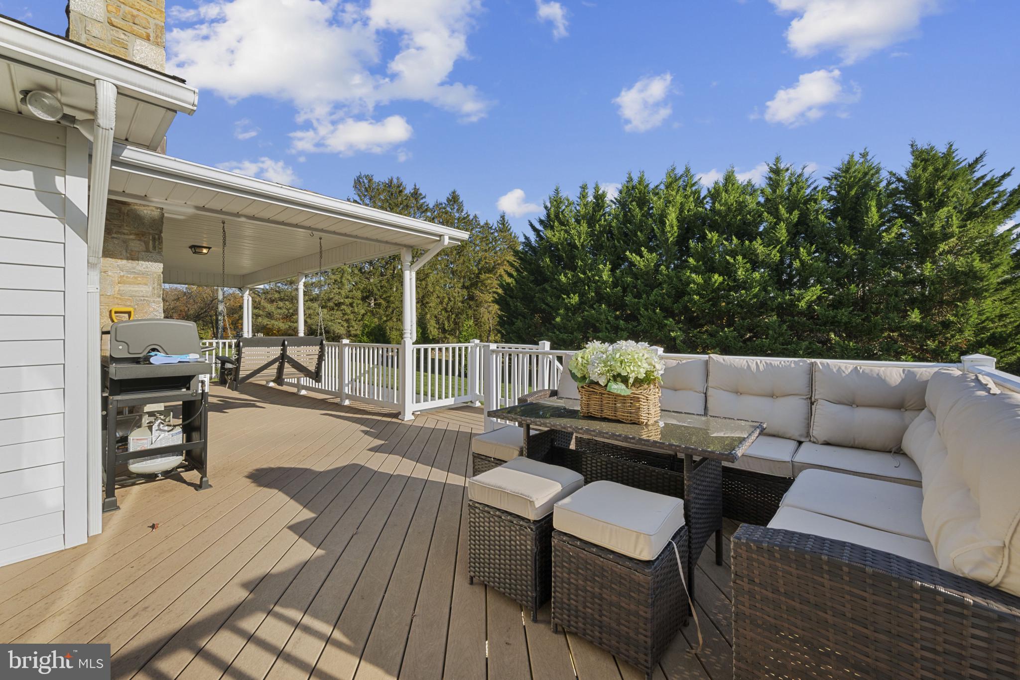 HAMPSTEAD - Residential