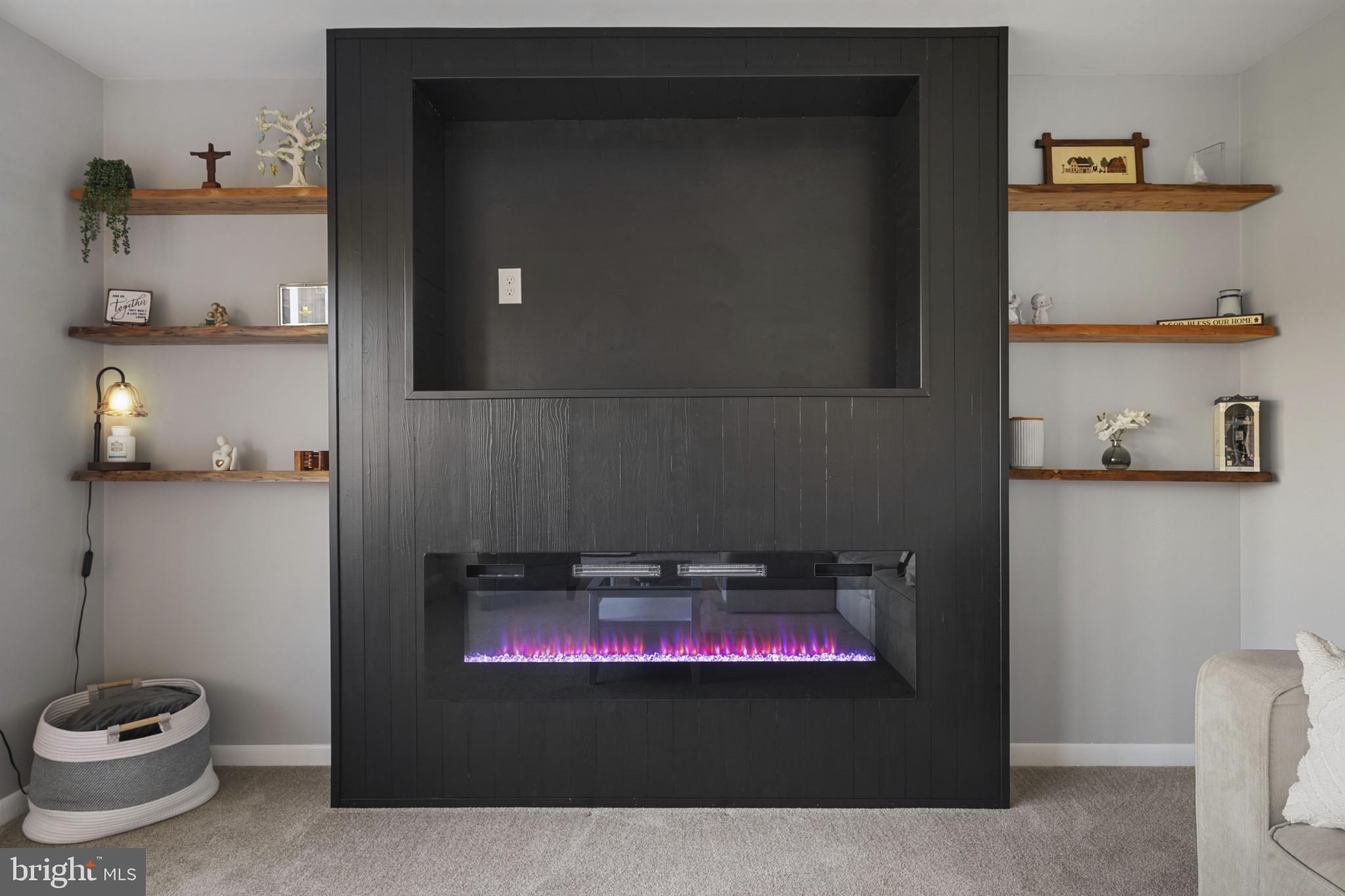 HAMPSTEAD - Residential