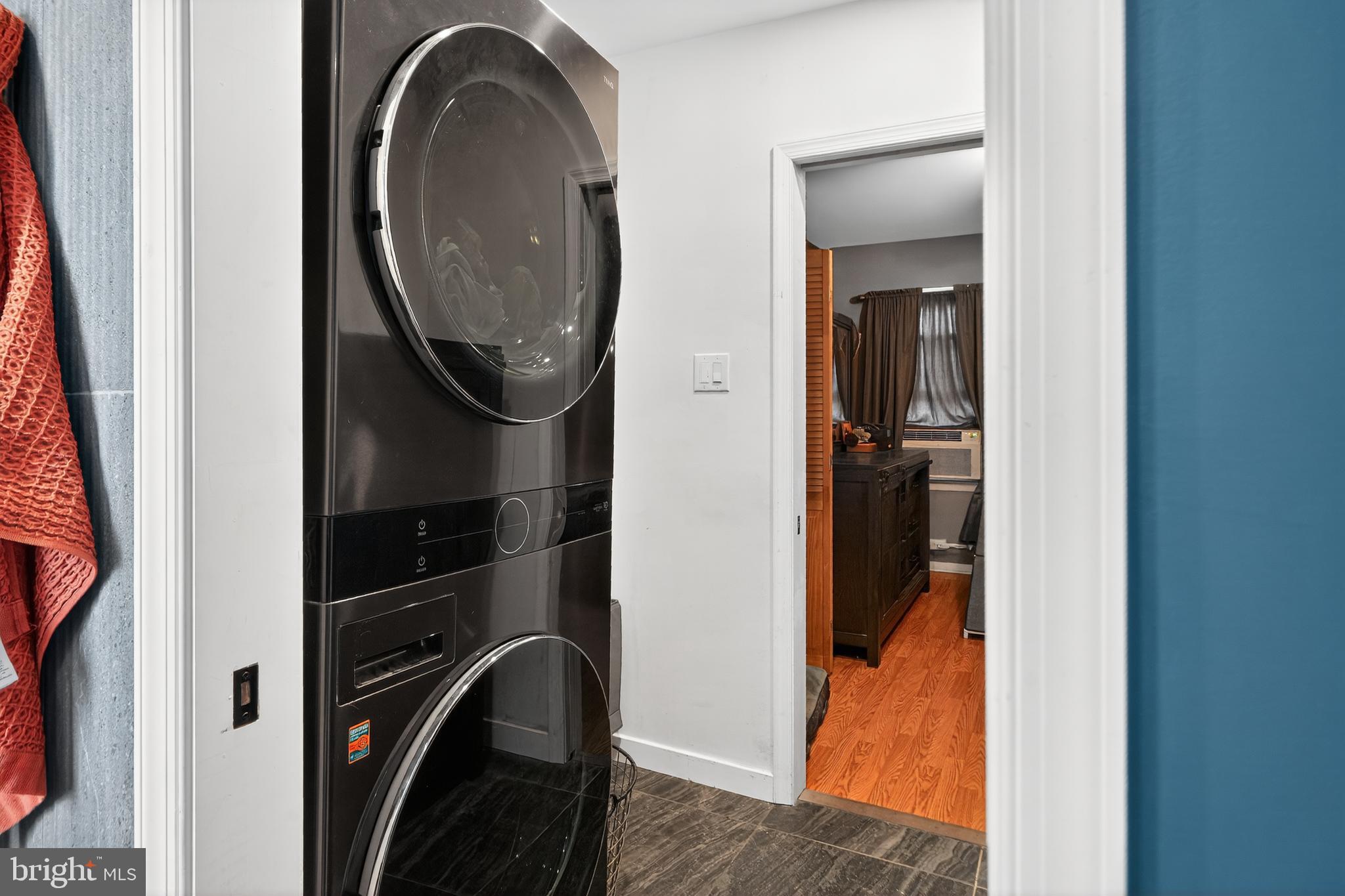 LOWER MOYAMENSING - Residential