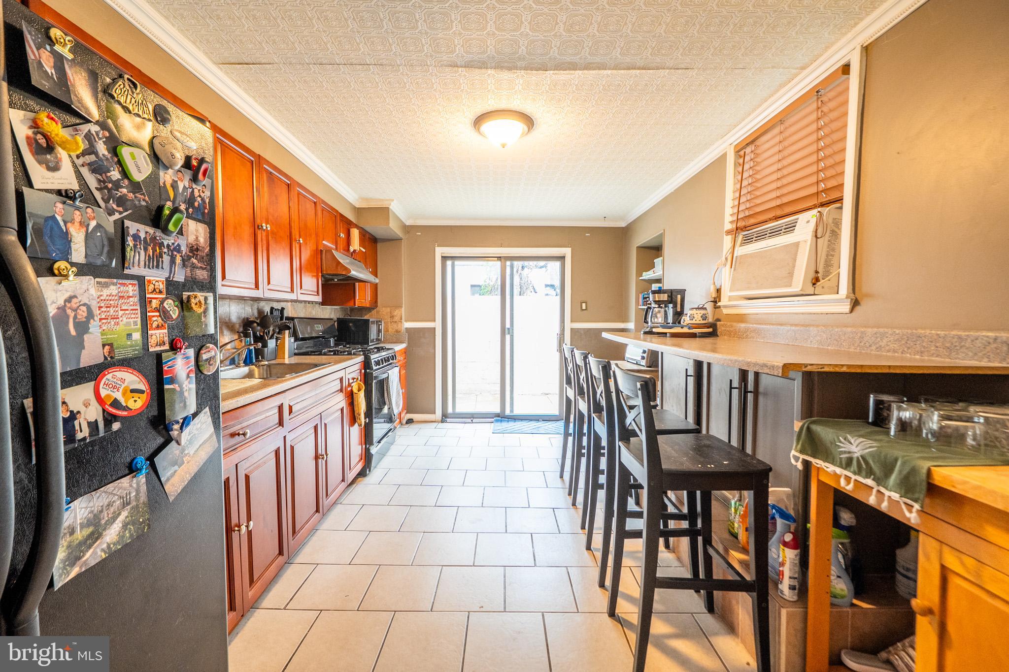 LOWER MOYAMENSING - Residential