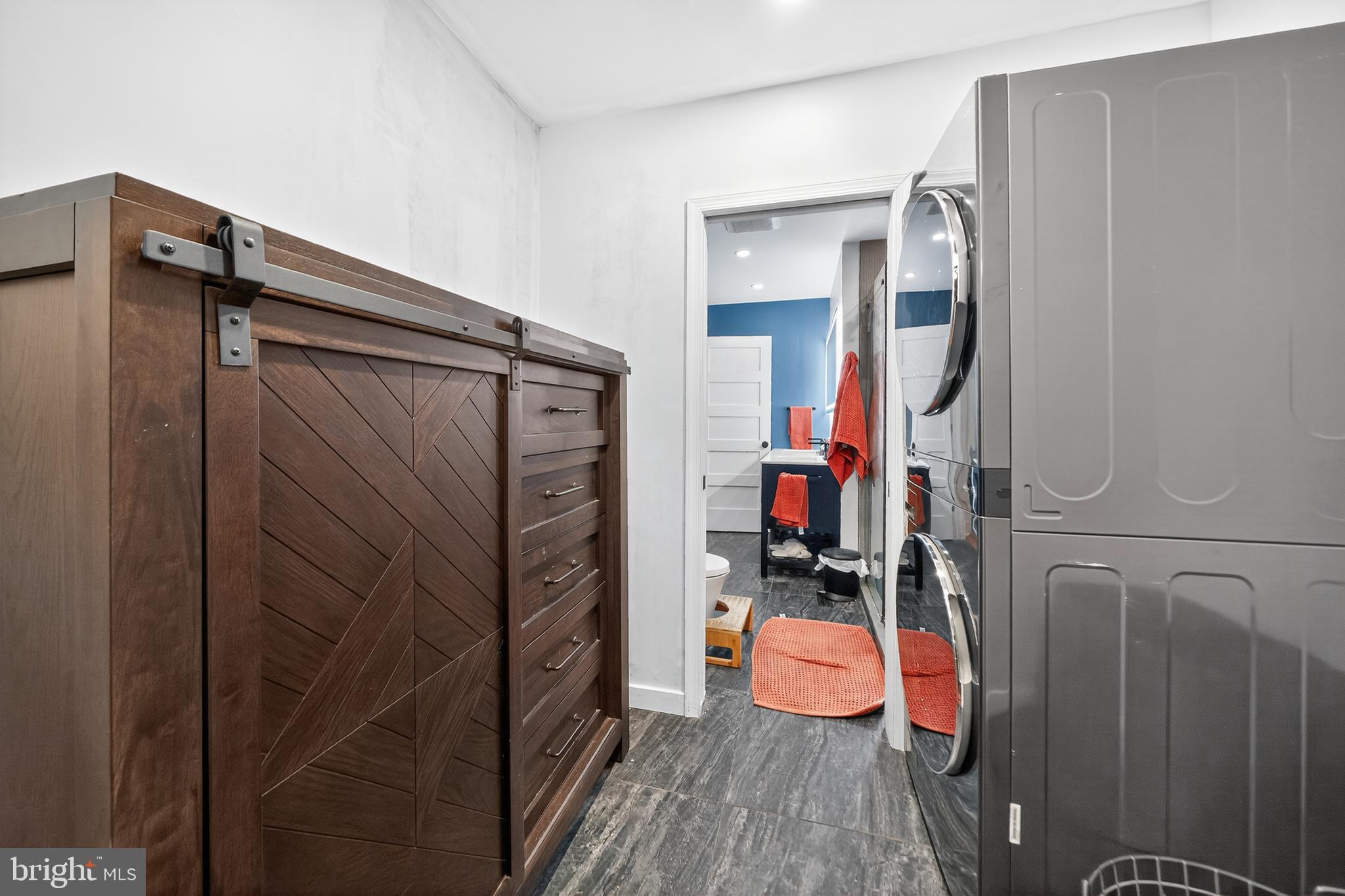 LOWER MOYAMENSING - Residential