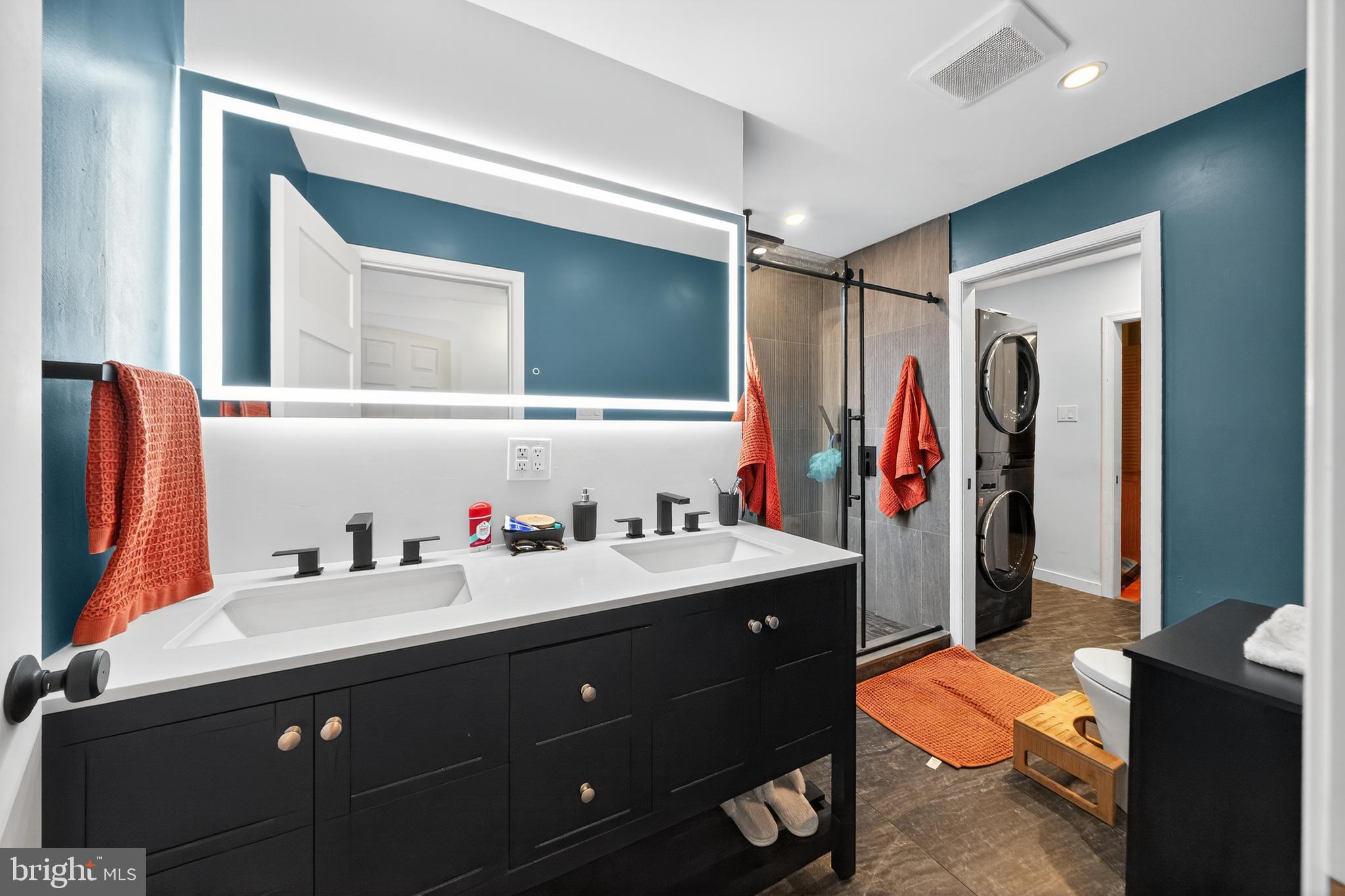 LOWER MOYAMENSING - Residential