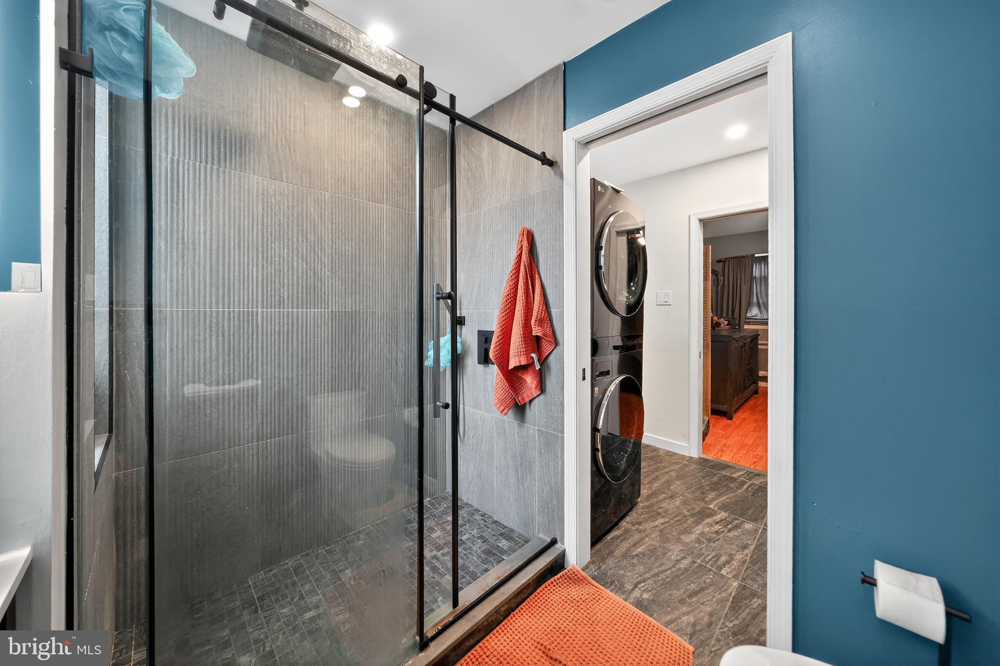 LOWER MOYAMENSING - Residential