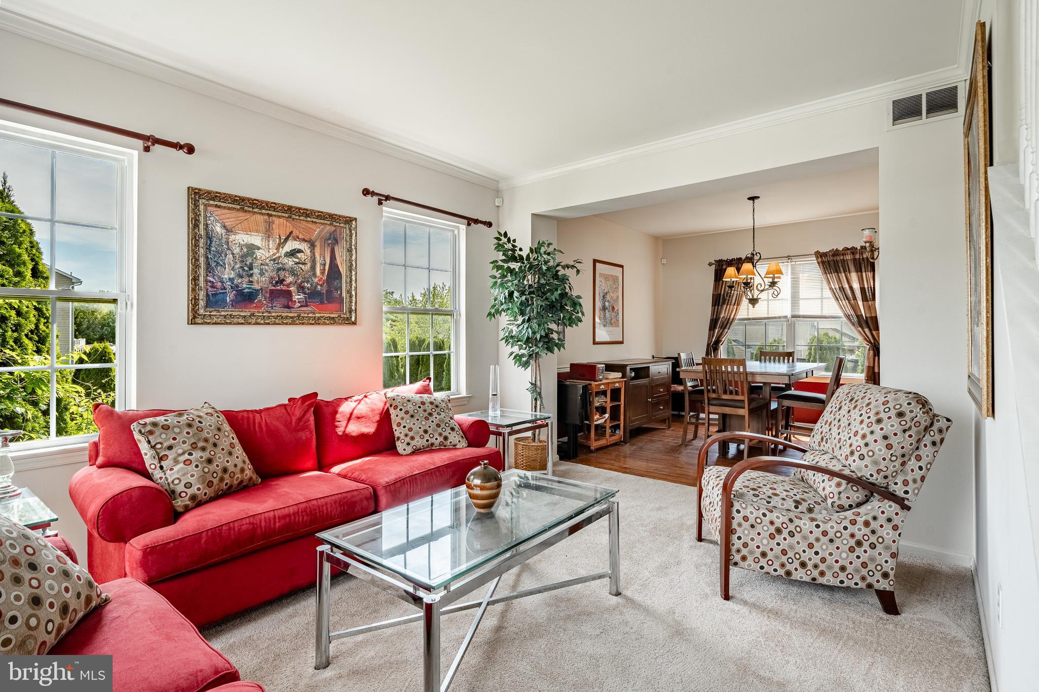 101 S KEYSTONE WAY