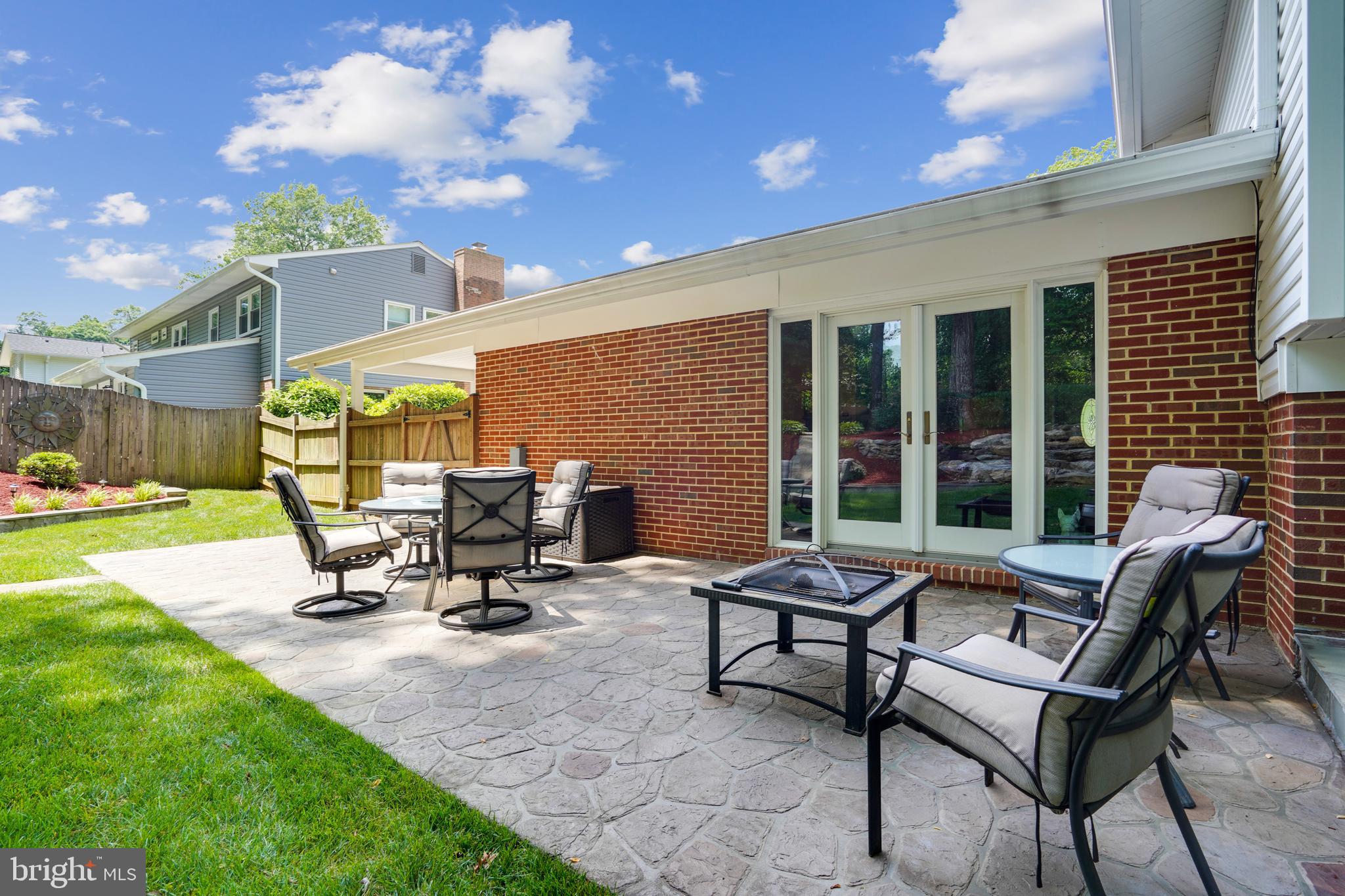 WEST SPRINGFIELD - Residential