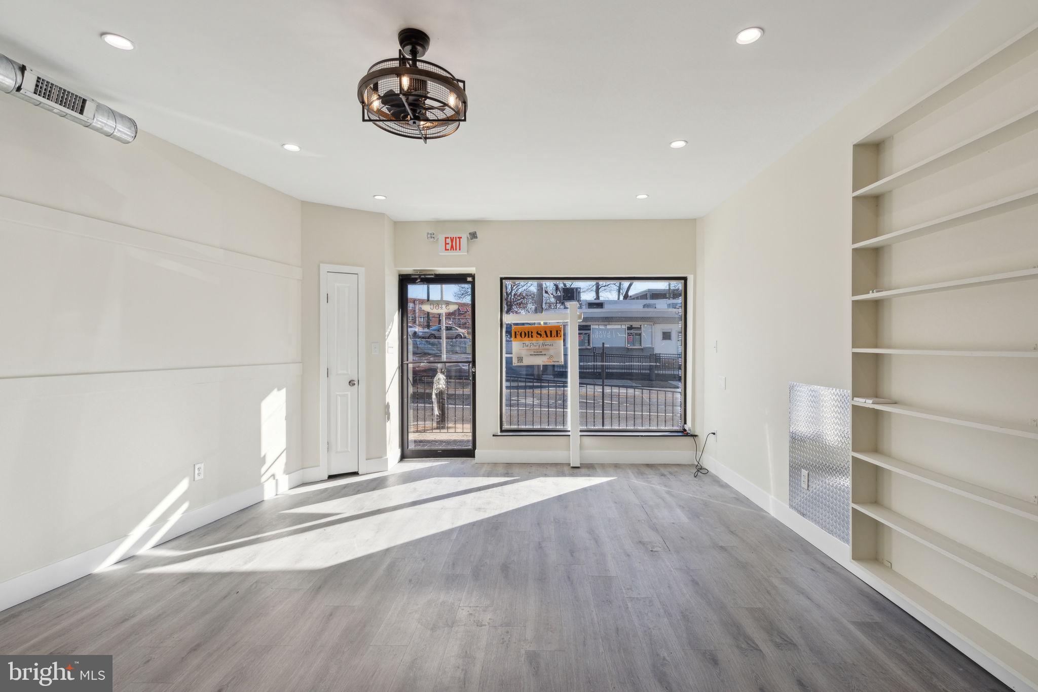 ROXBOROUGH - Residential