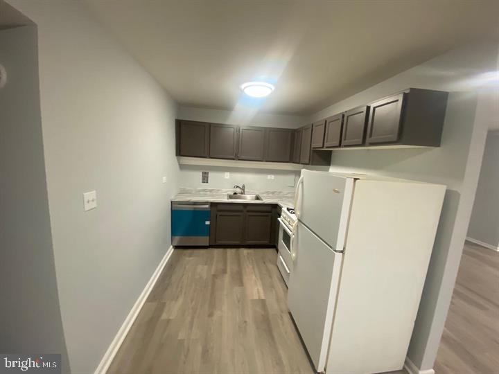 THE SEASONS - Residential Lease