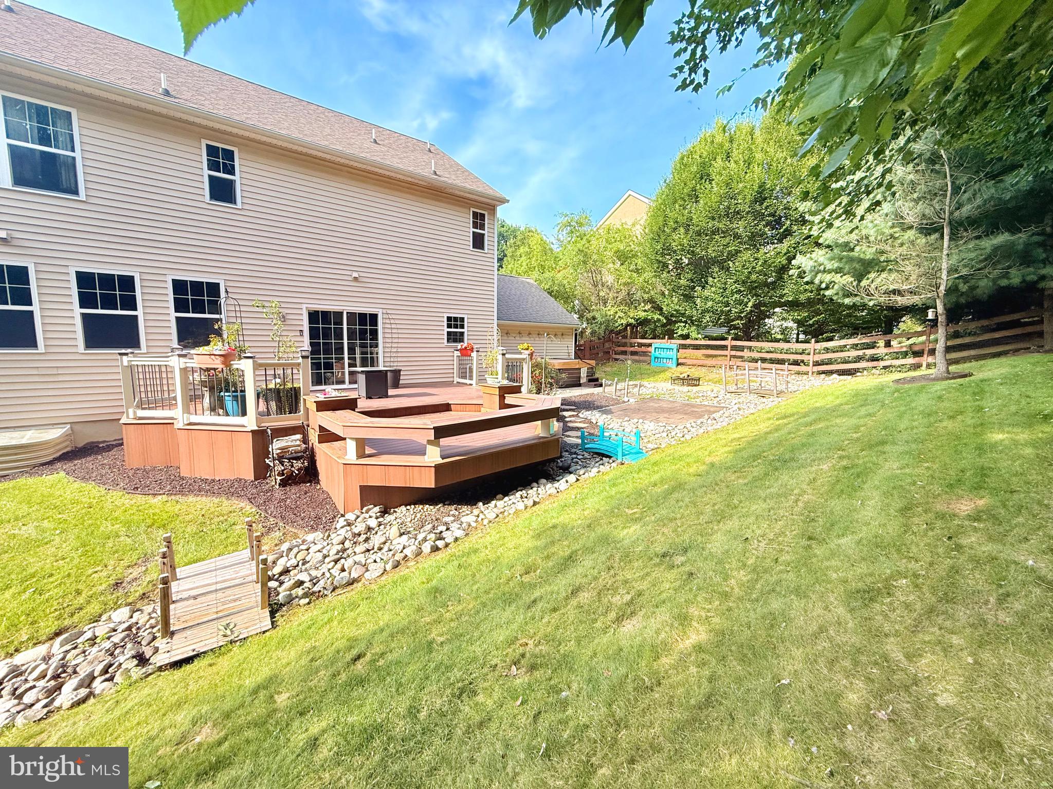 3144 SILBURY HL HILL