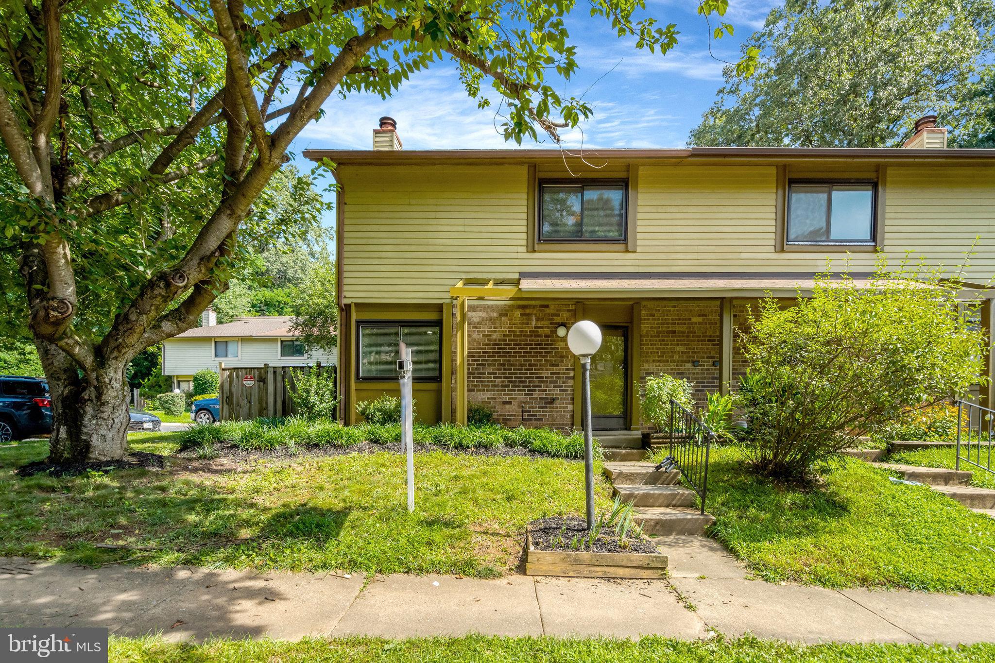 10676 MYRTLE OAK COURT