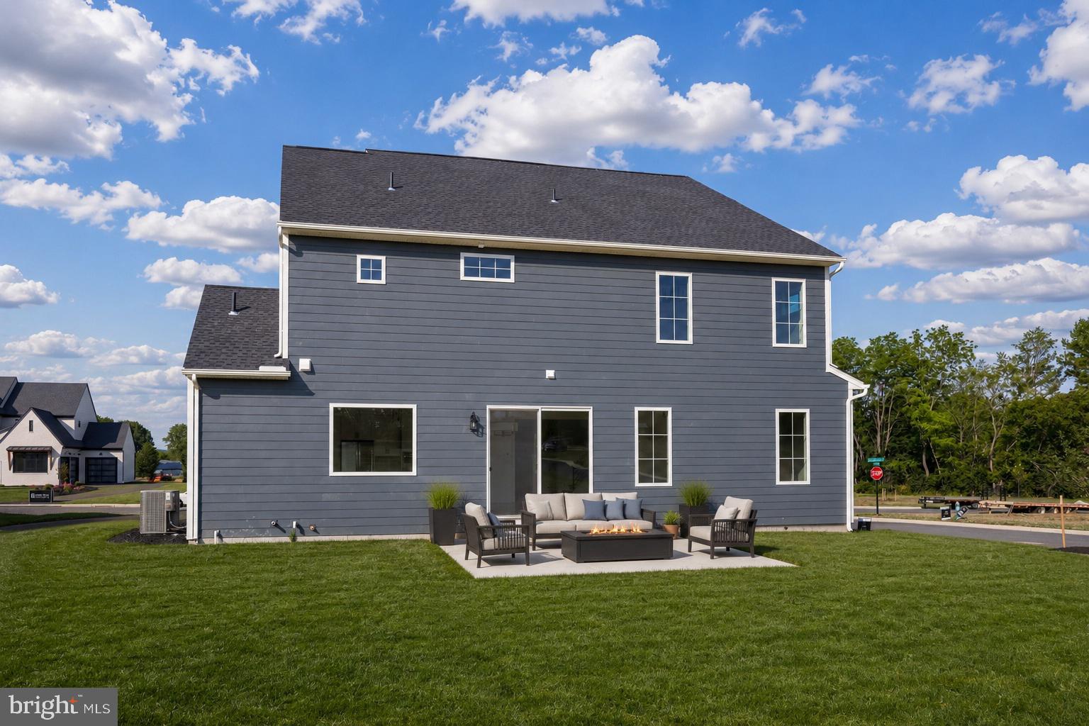 836 WHEATFIELD LANE