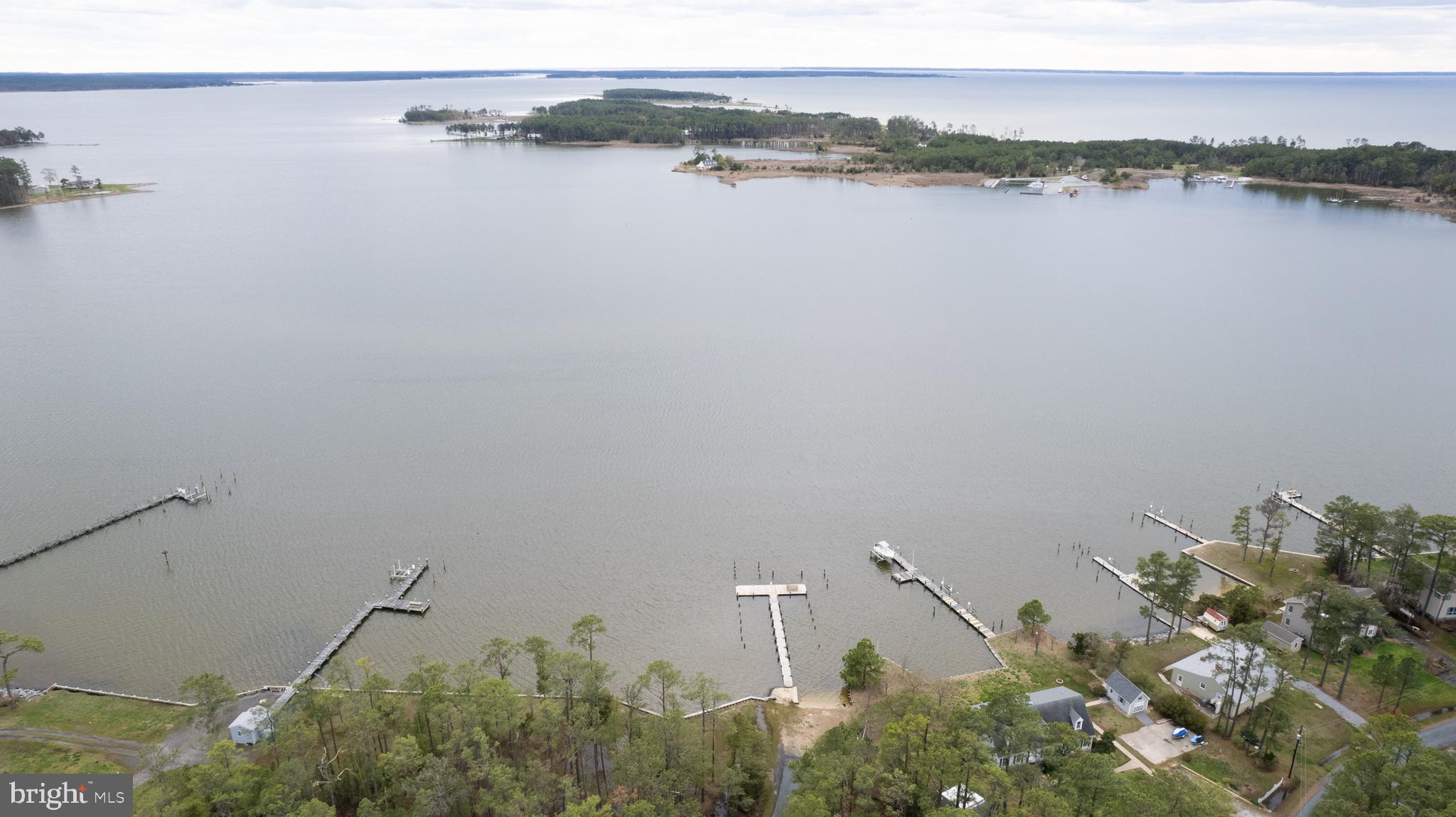 NECK DISTRICT/HUDSON - Residential