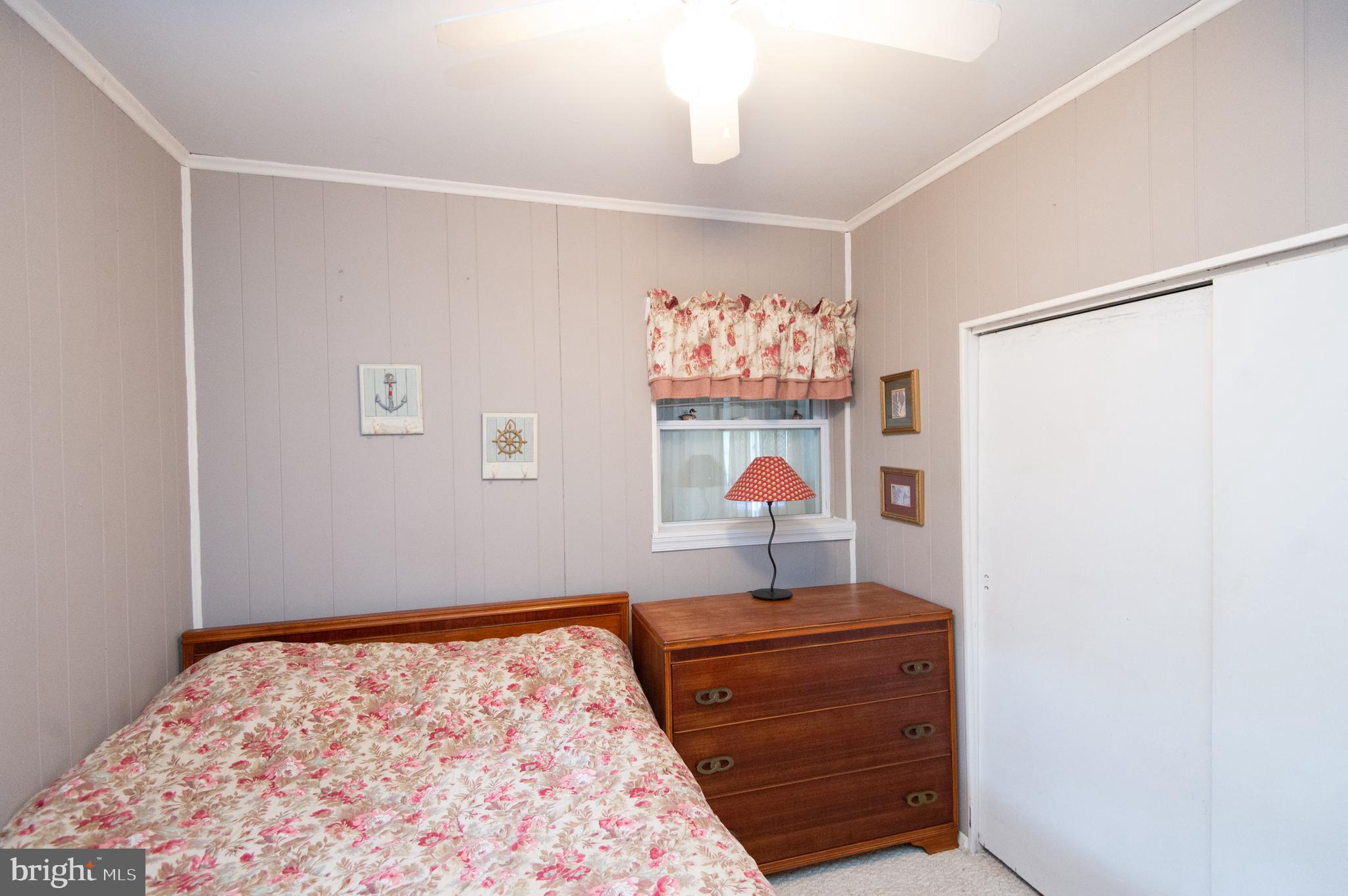 NECK DISTRICT/HUDSON - Residential