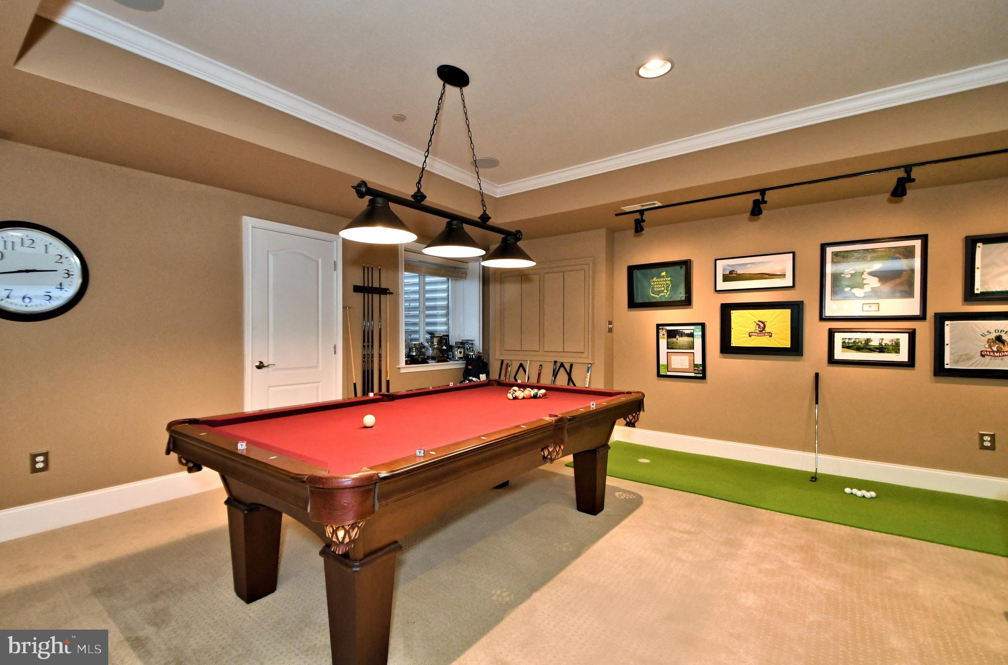 NEWTOWN STATION - Residential