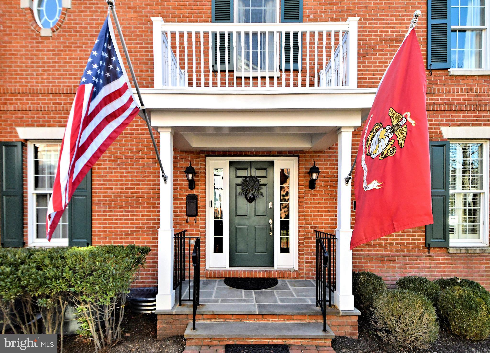 NEWTOWN STATION - Residential
