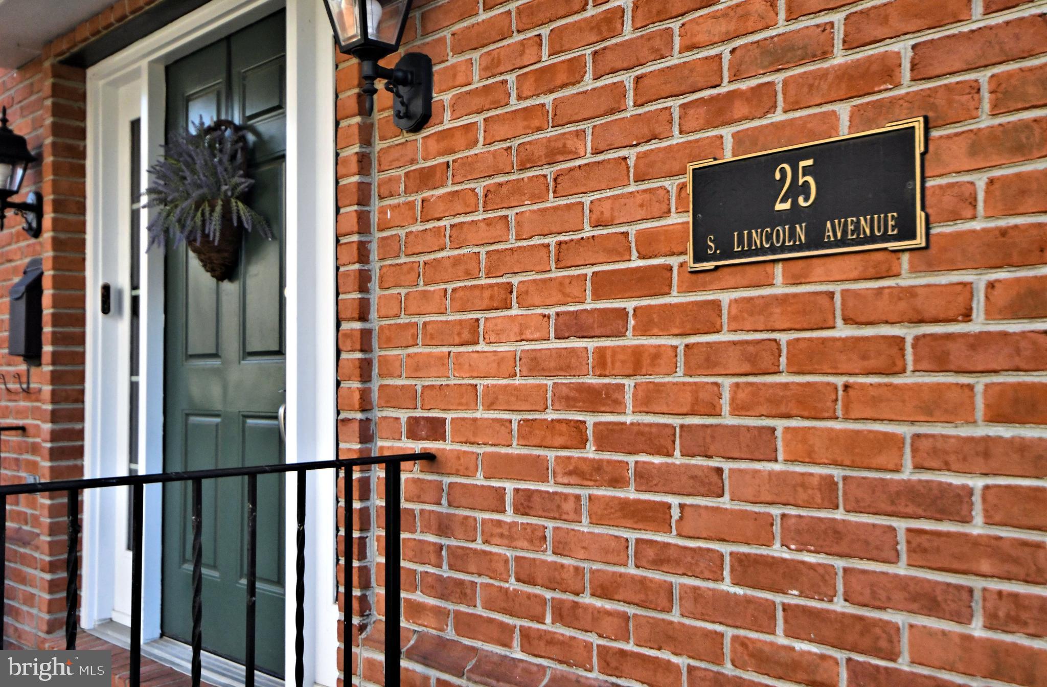 NEWTOWN STATION - Residential