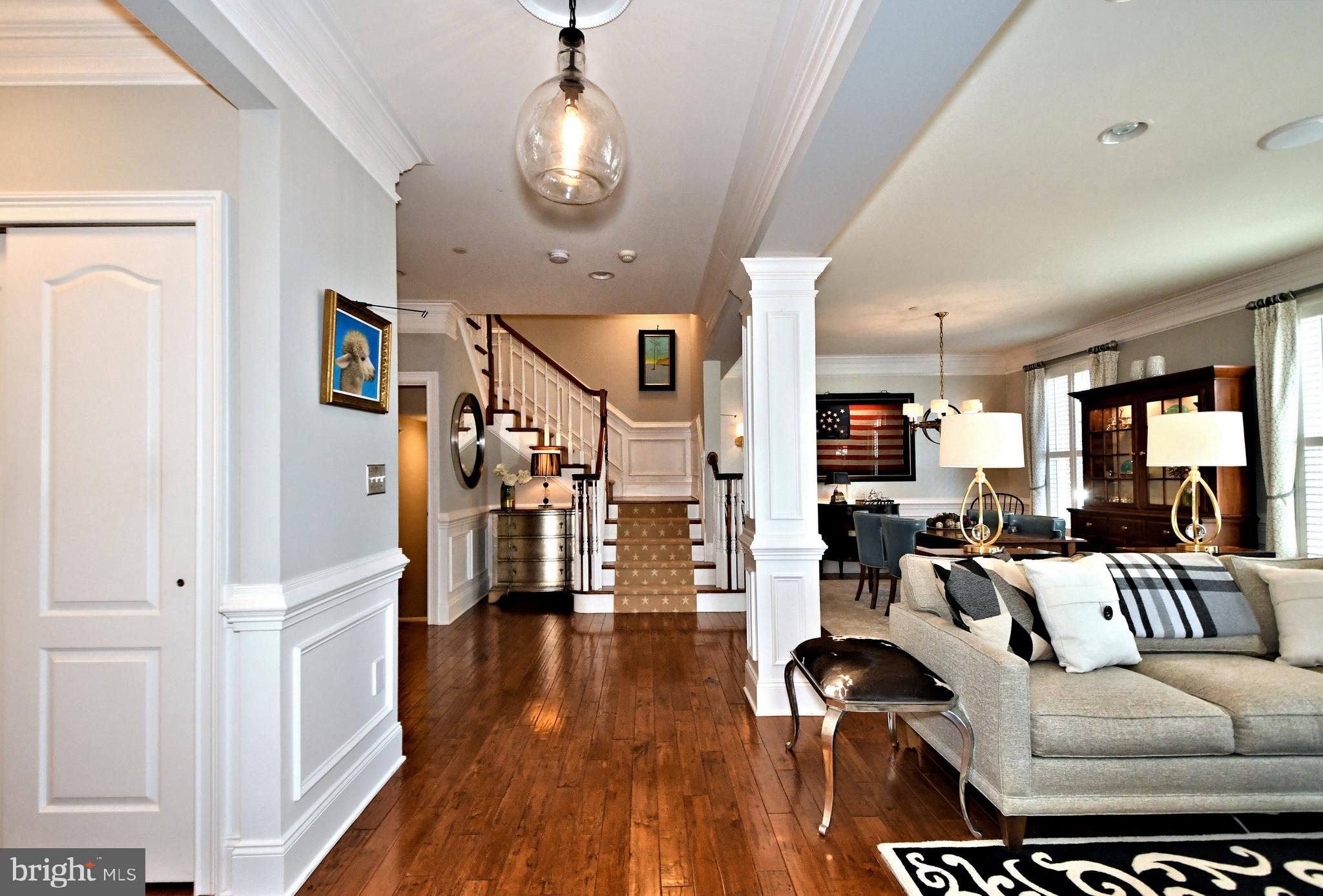 NEWTOWN STATION - Residential