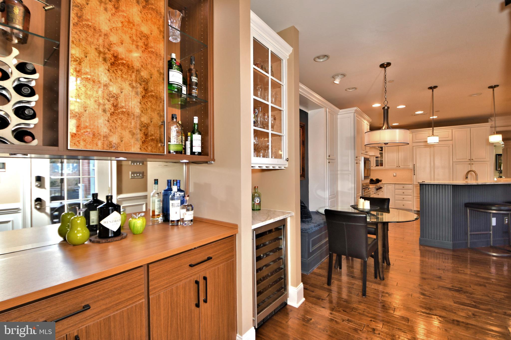 NEWTOWN STATION - Residential