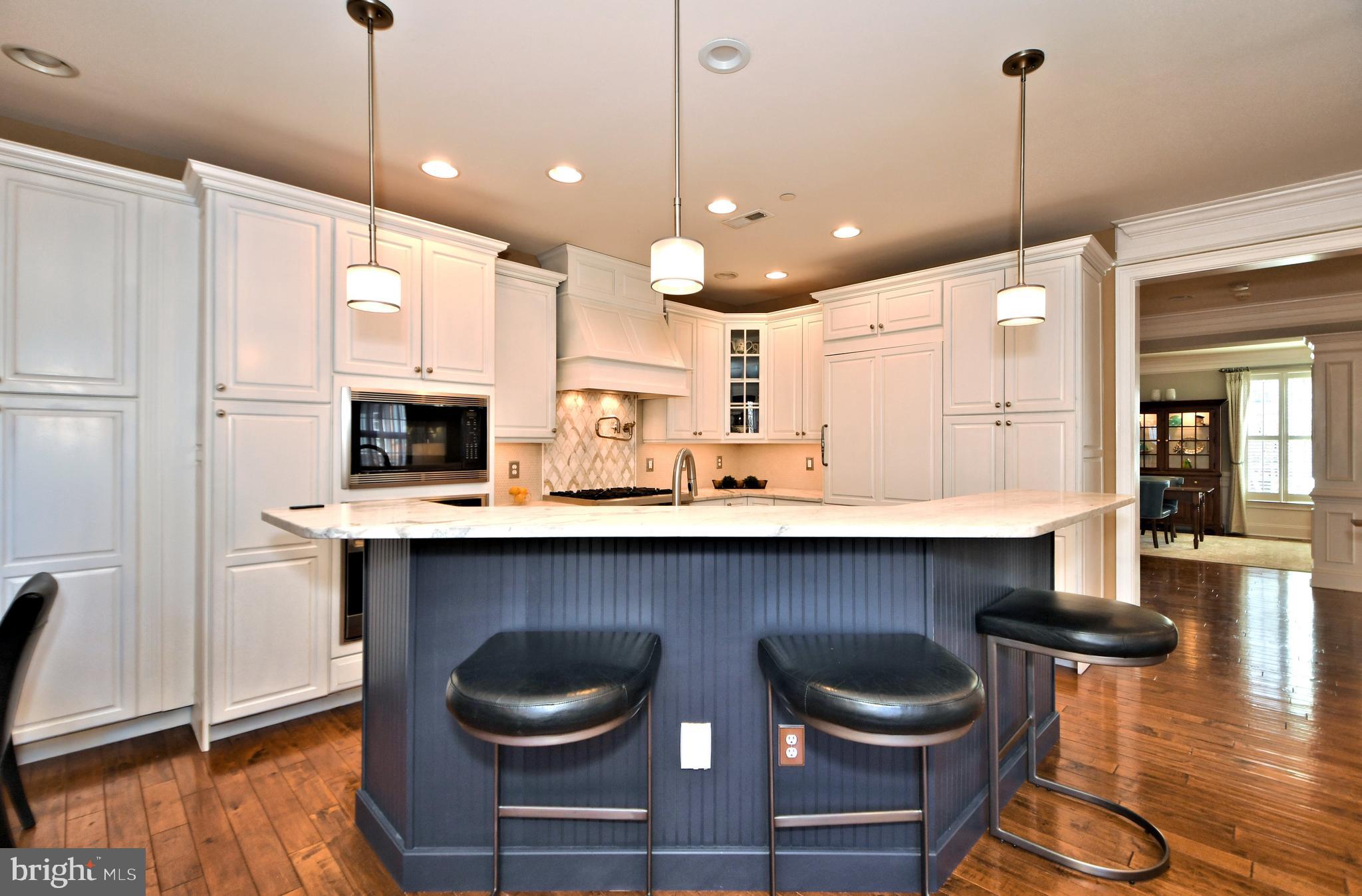 NEWTOWN STATION - Residential