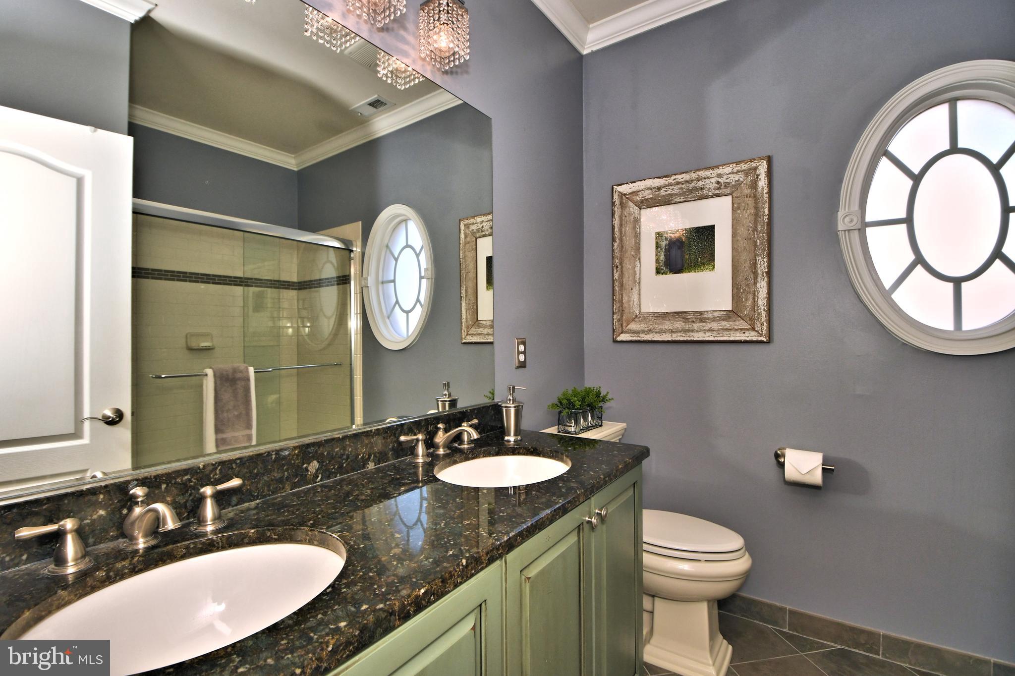 NEWTOWN STATION - Residential