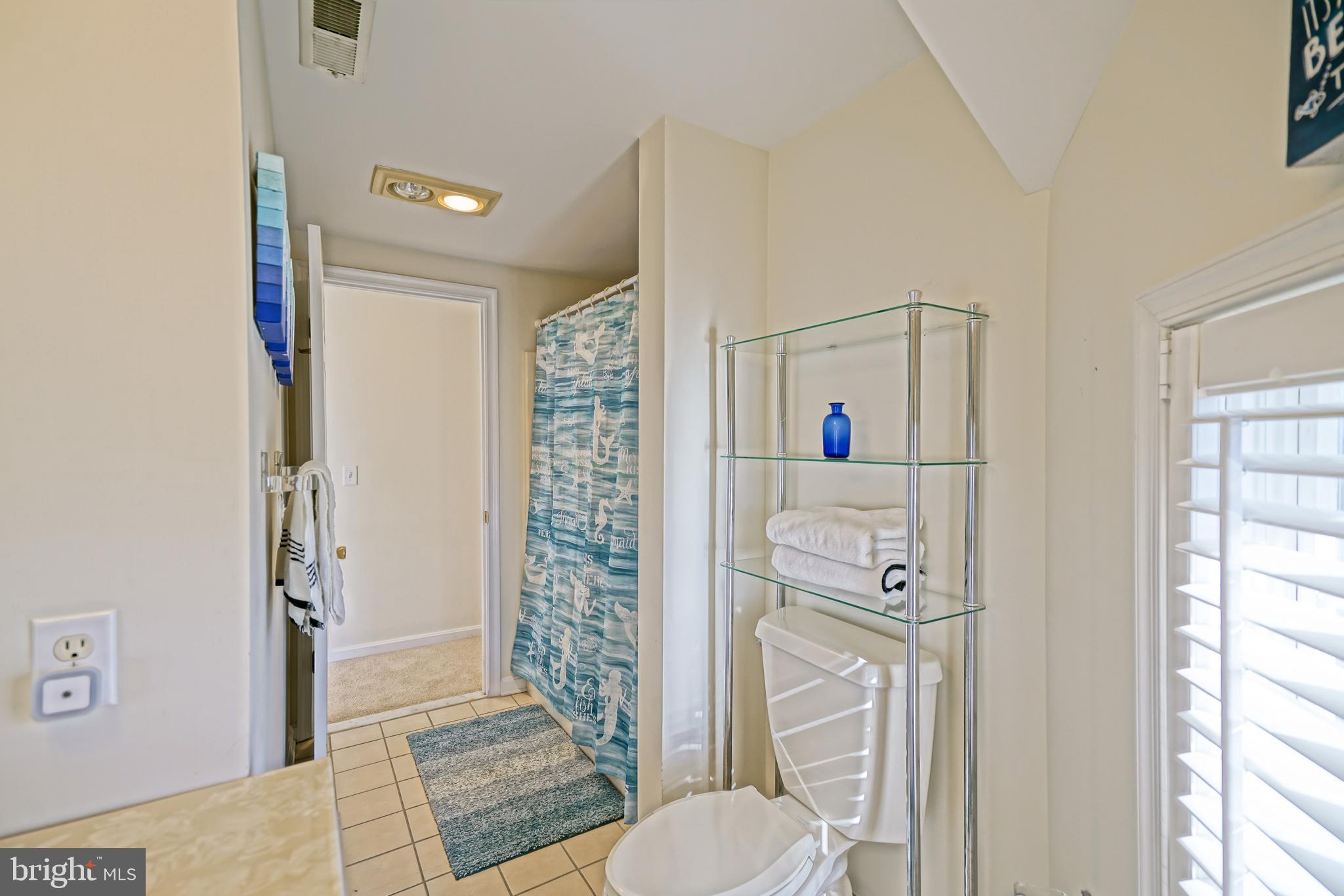 CAPE SHORES - Residential