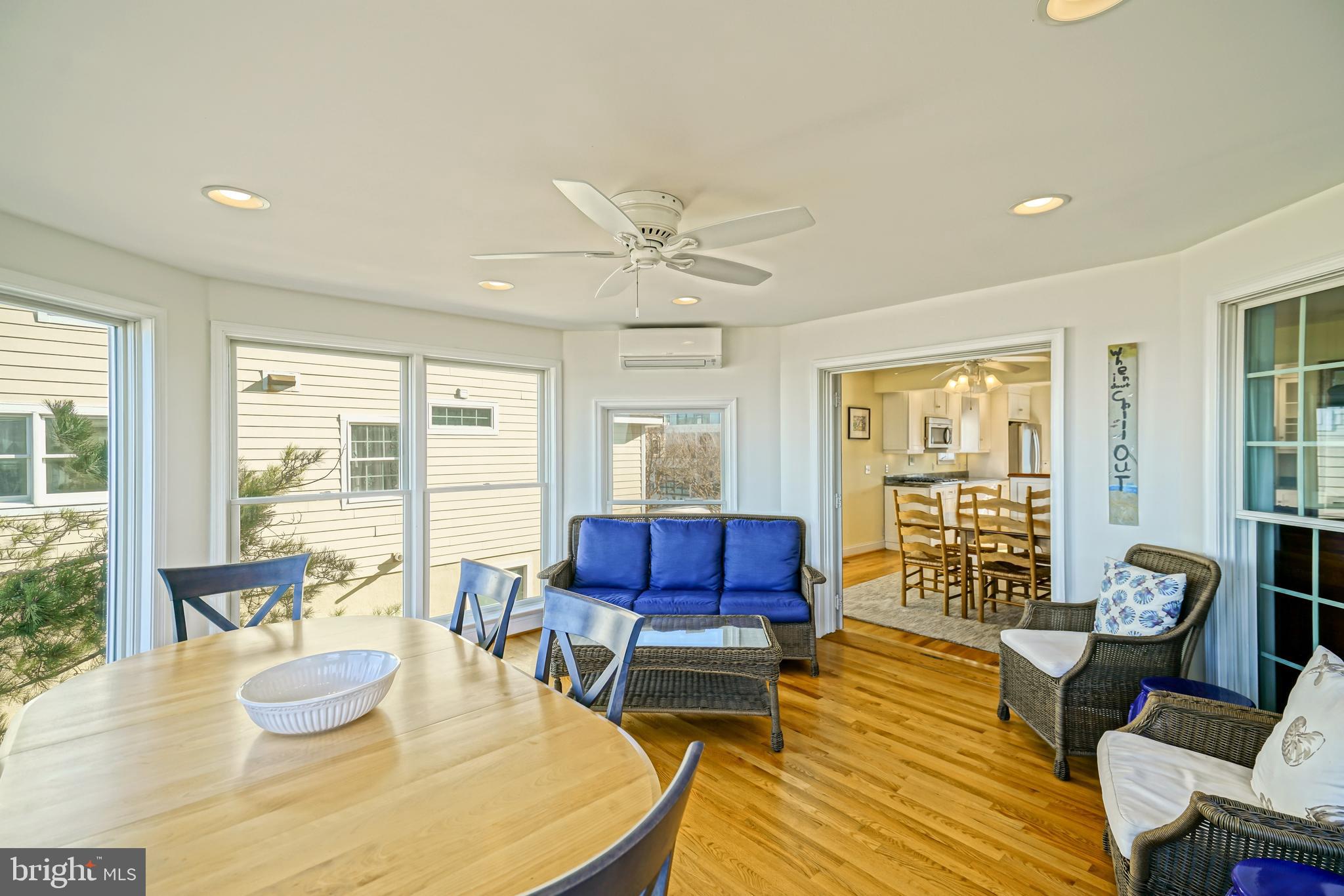 CAPE SHORES - Residential