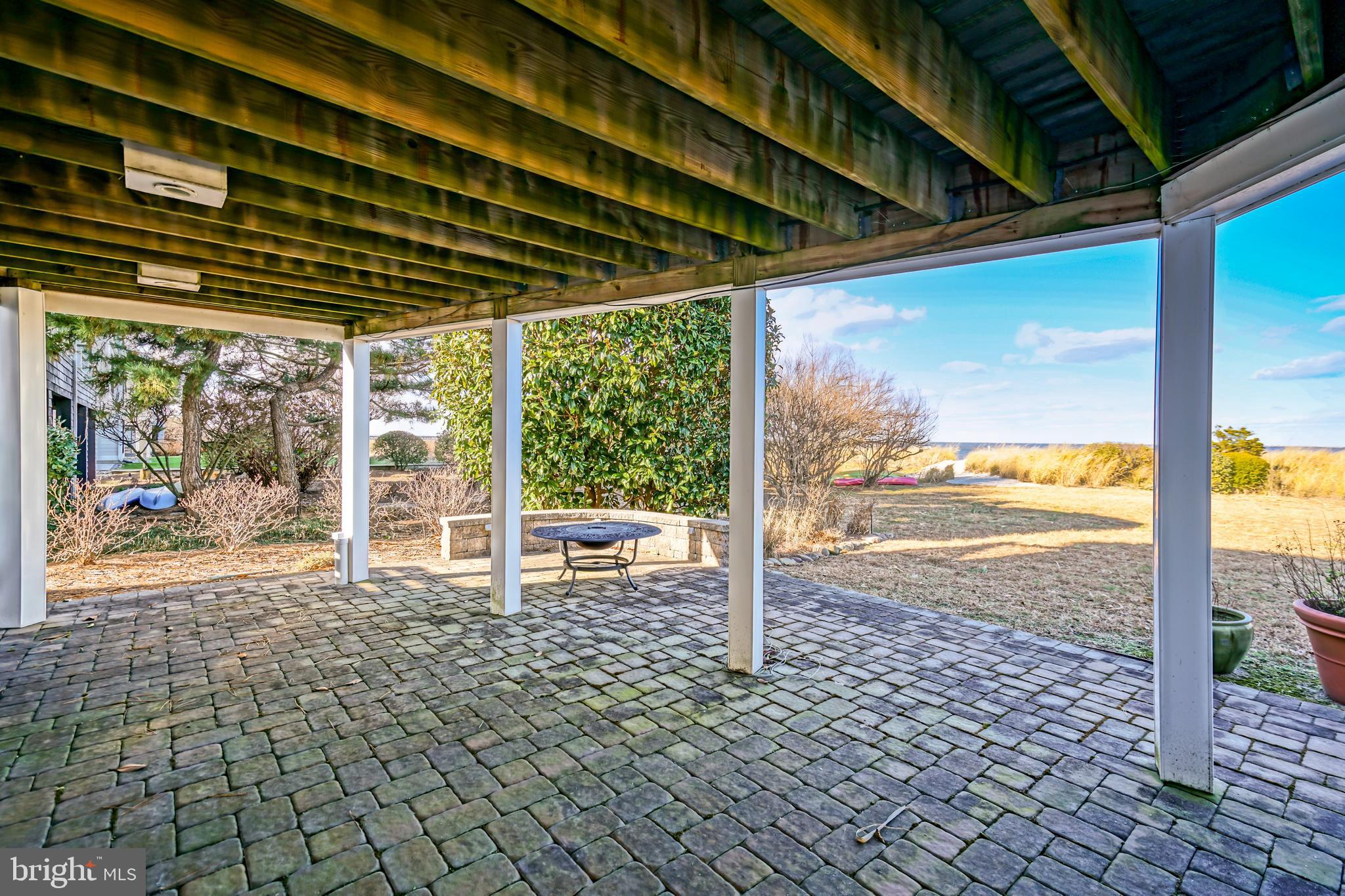 CAPE SHORES - Residential