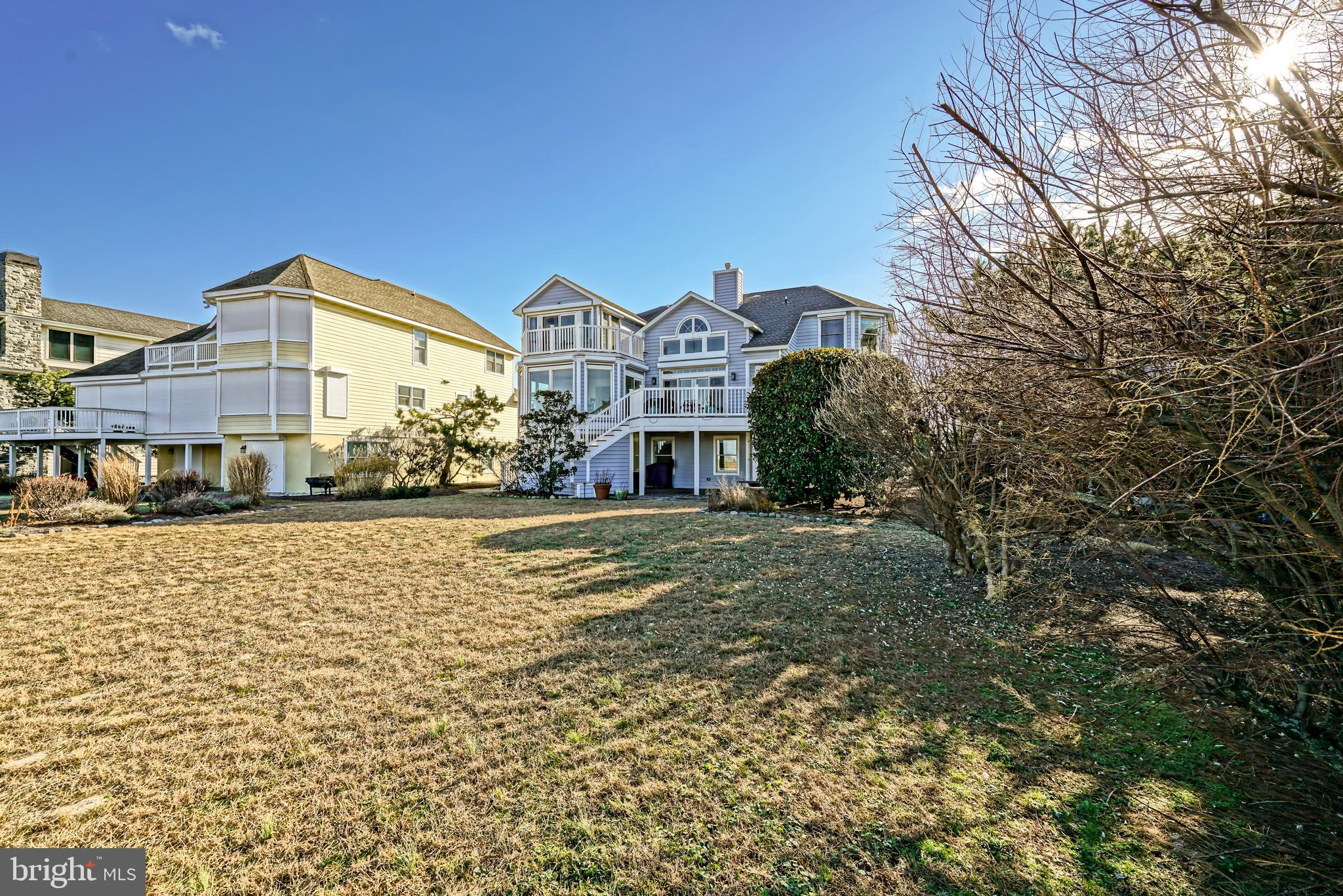 CAPE SHORES - Residential