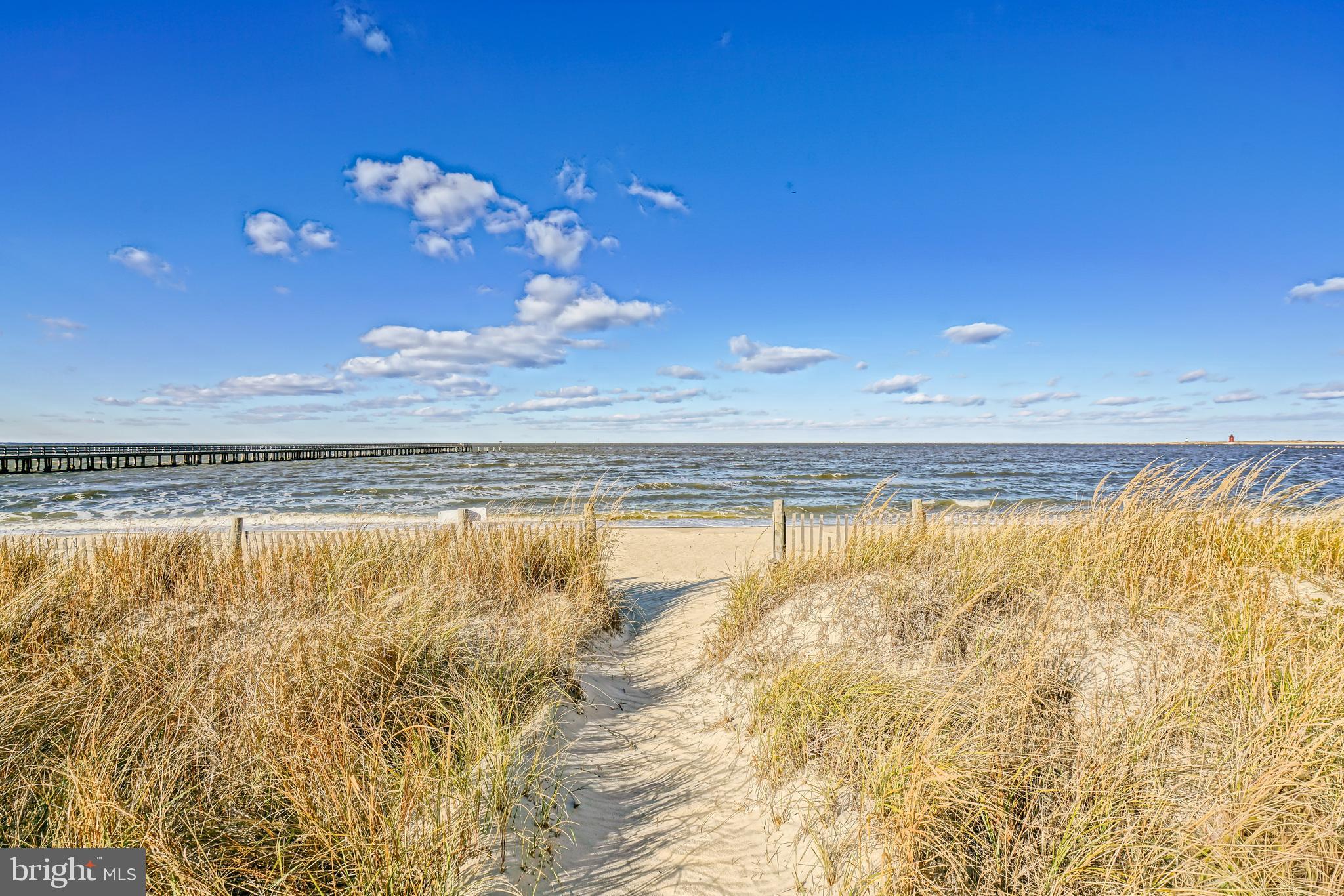 CAPE SHORES - Residential