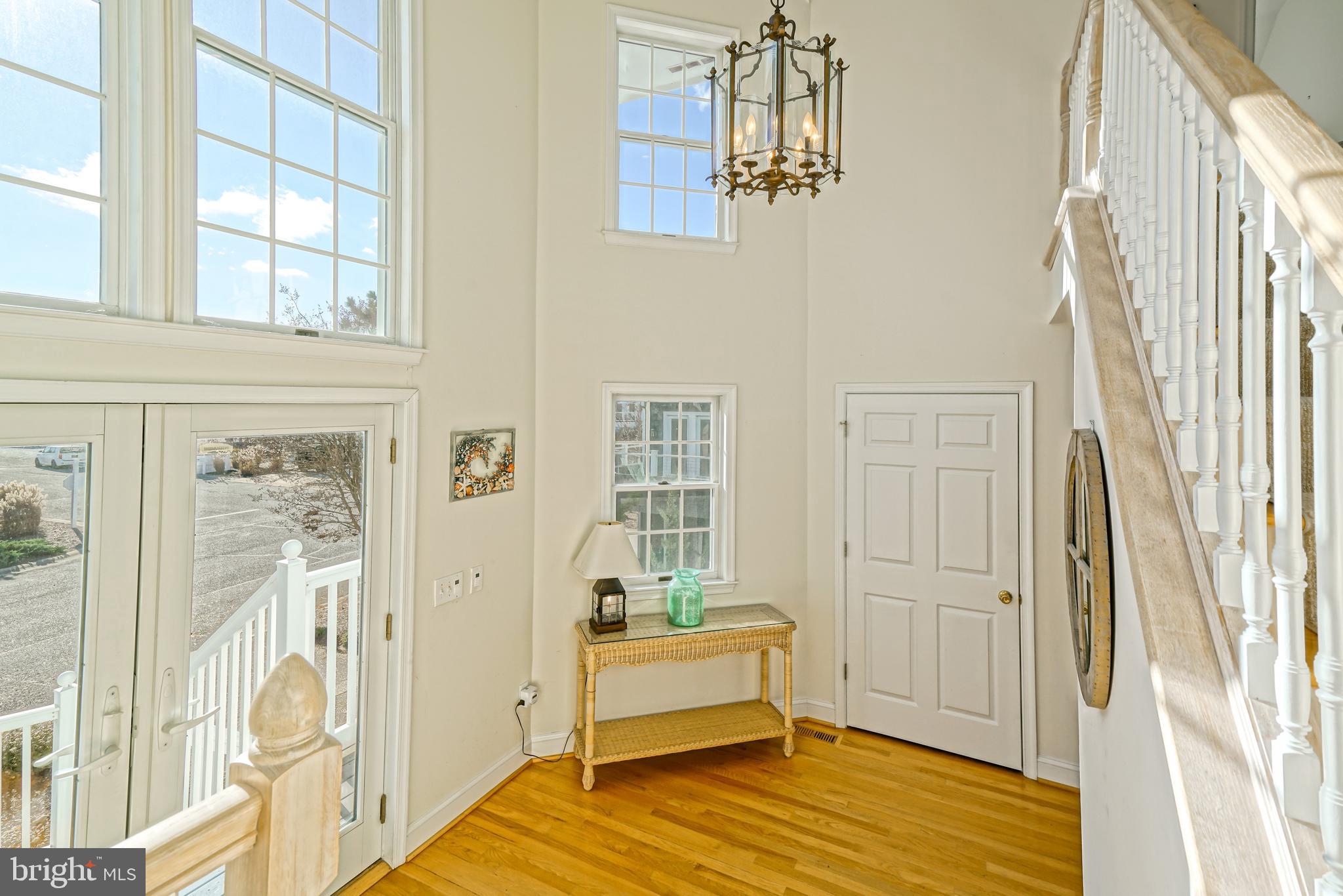 CAPE SHORES - Residential