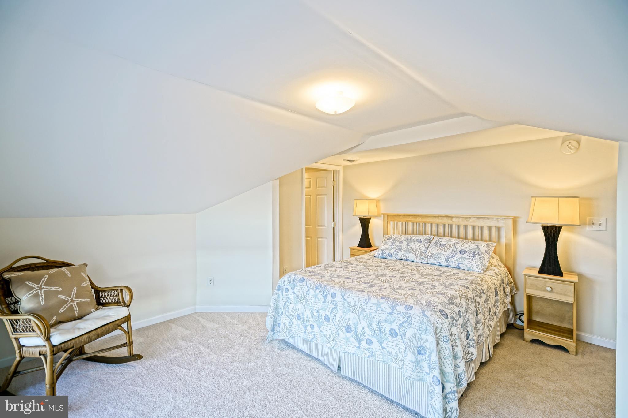 CAPE SHORES - Residential