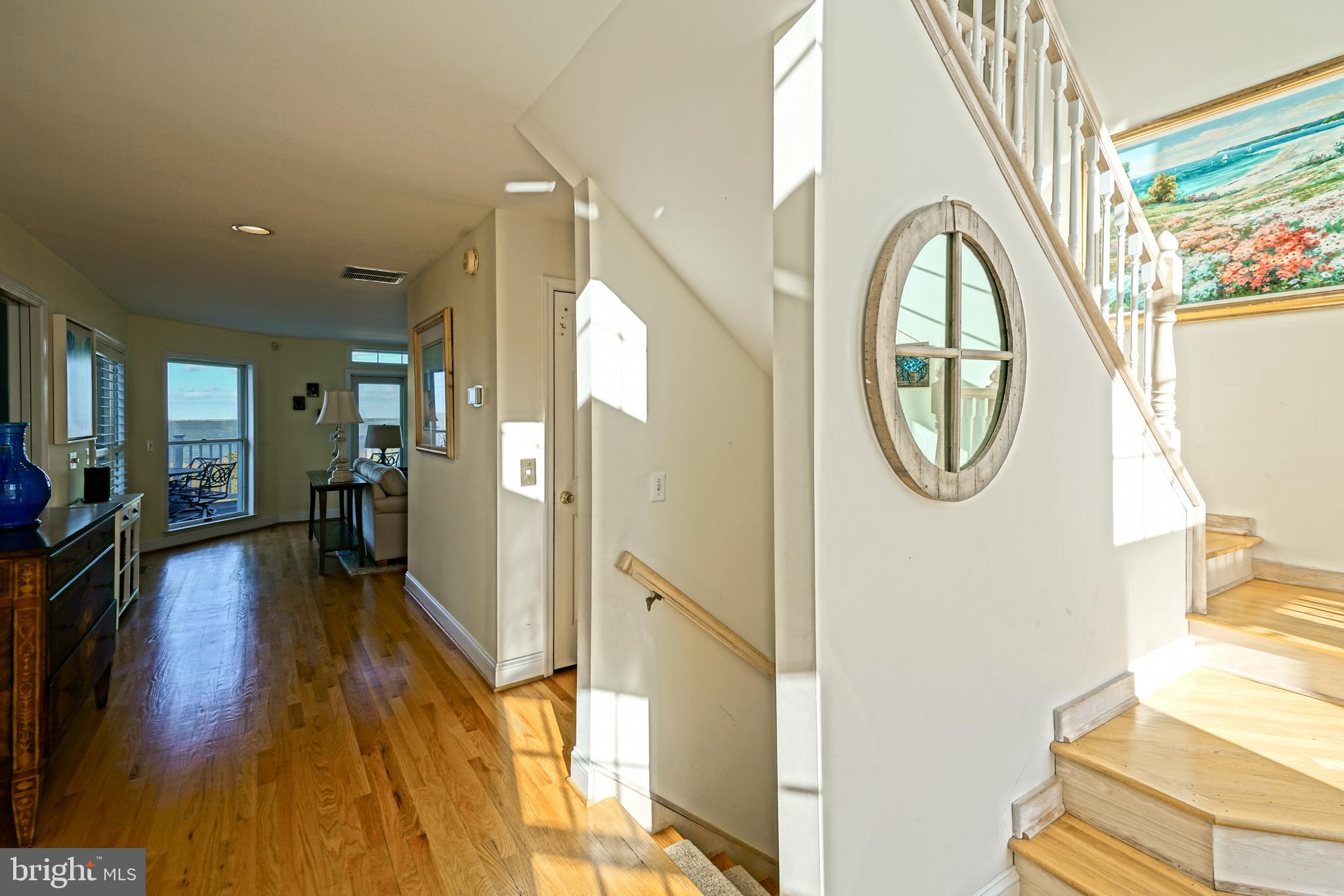 CAPE SHORES - Residential