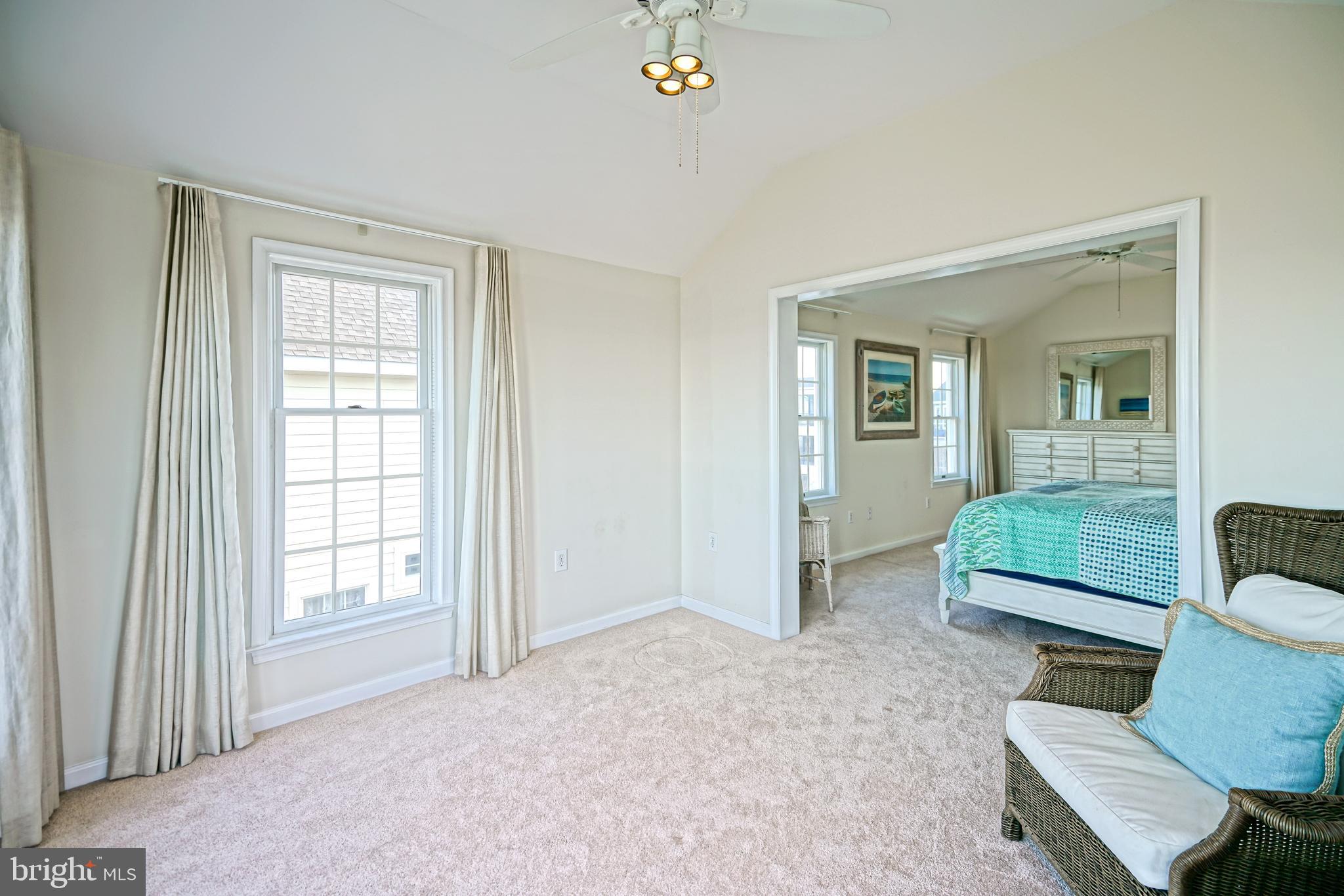 CAPE SHORES - Residential