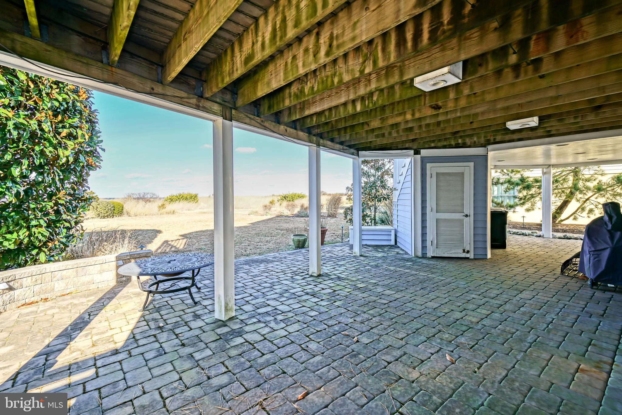 CAPE SHORES - Residential