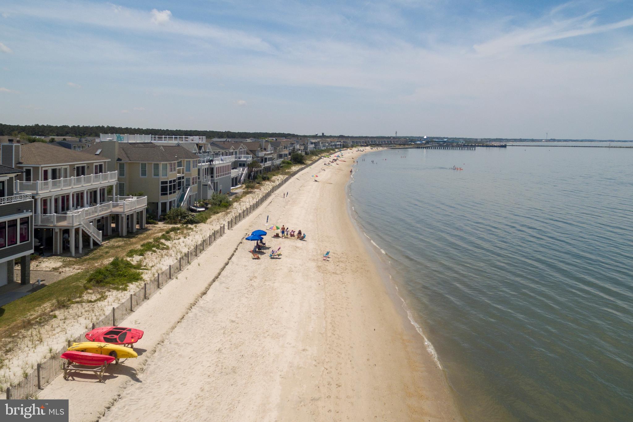 CAPE SHORES - Residential