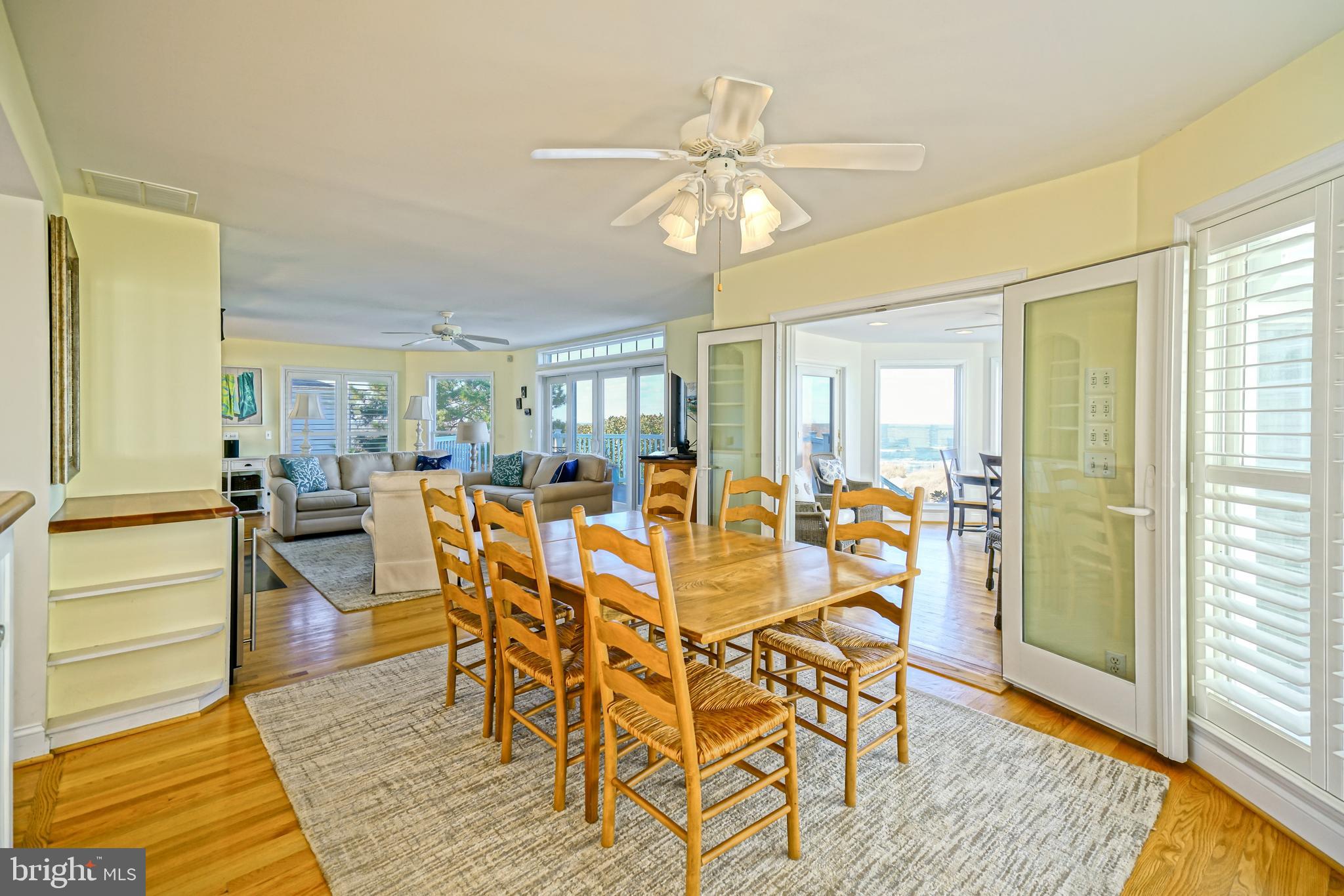 CAPE SHORES - Residential