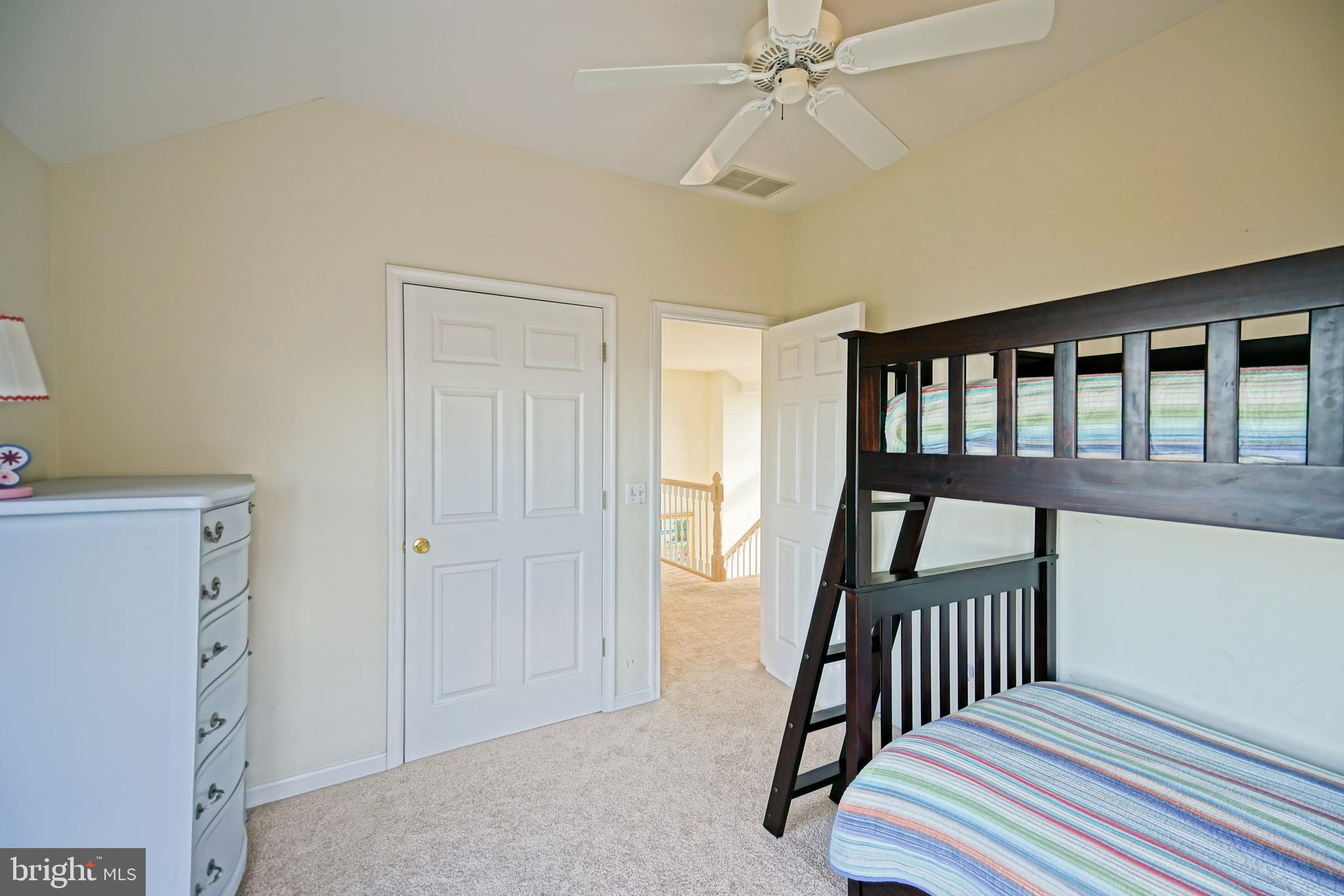 CAPE SHORES - Residential