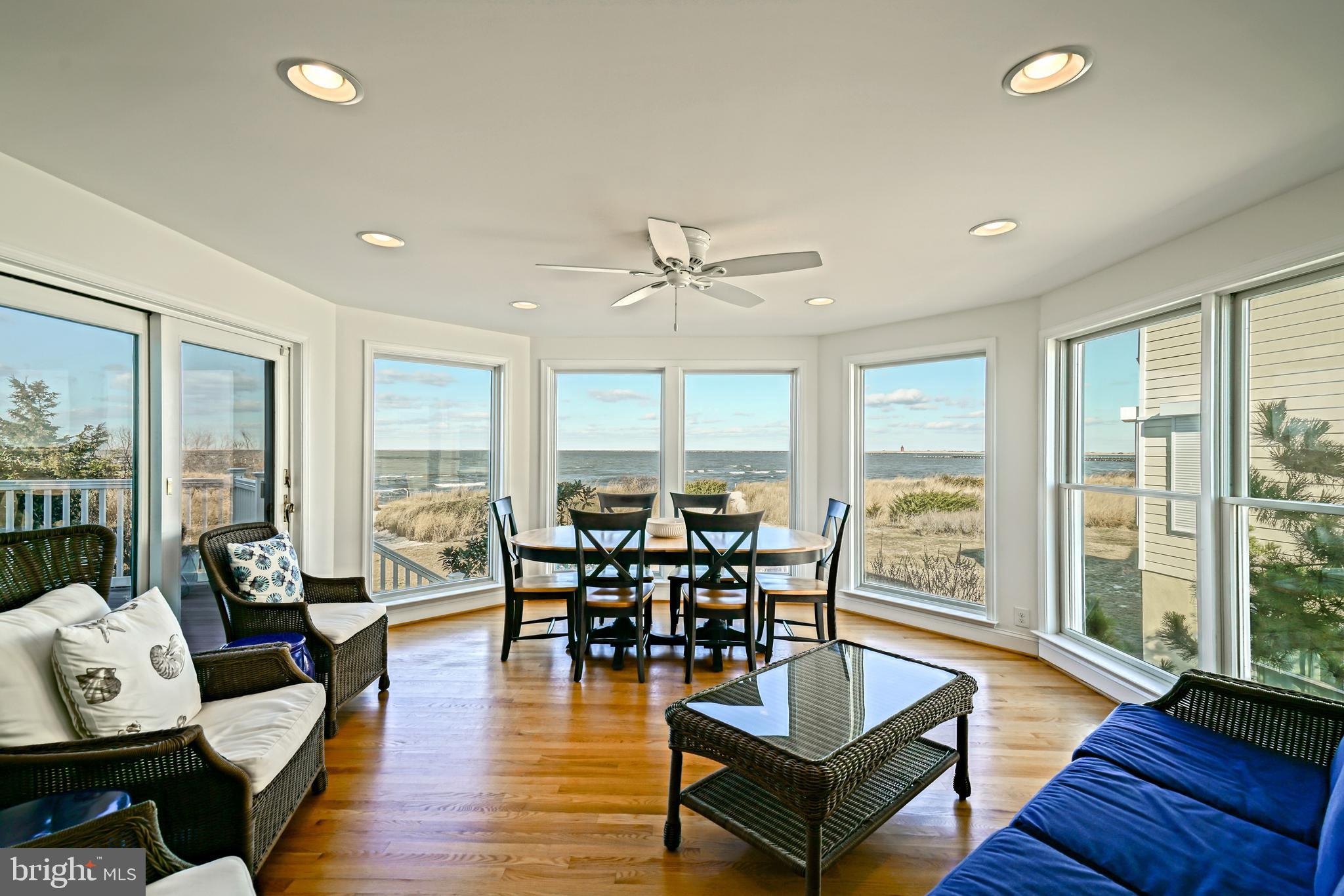 CAPE SHORES - Residential