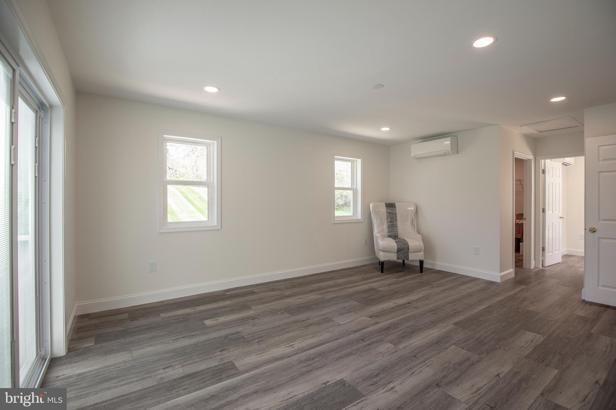 WELLINGTON ESTS - Residential