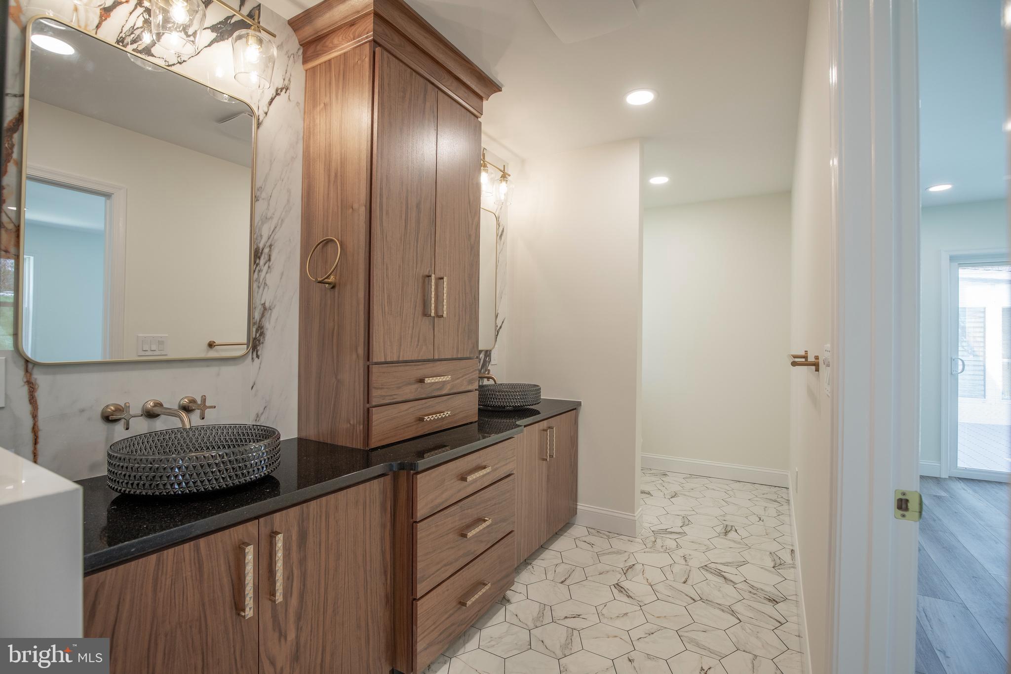 WELLINGTON ESTS - Residential