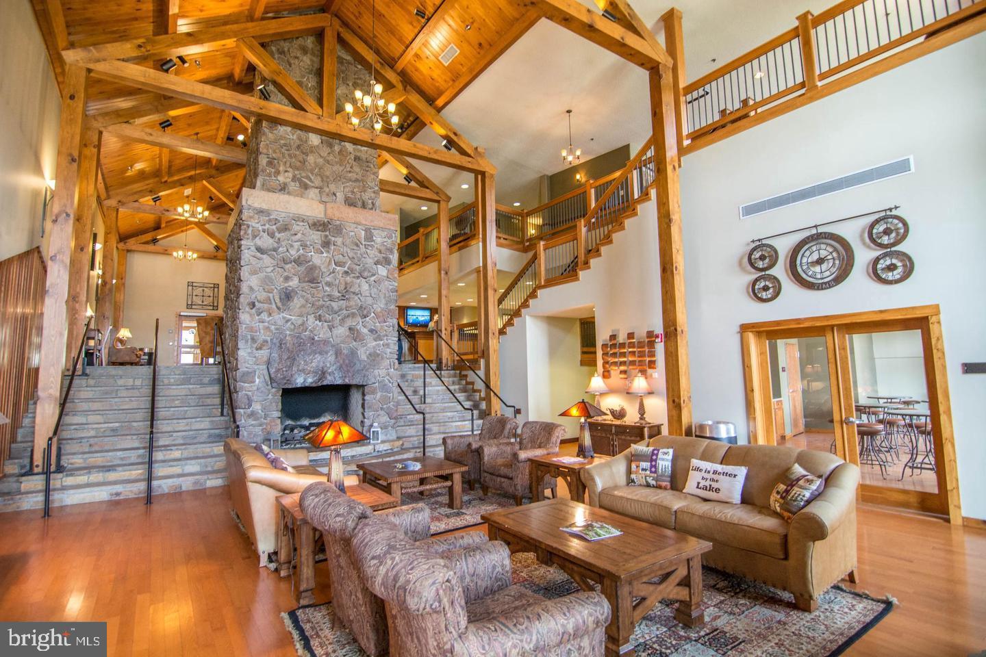 565 GLENDALE ROAD 208