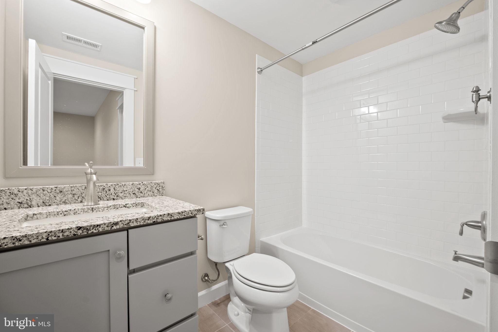 HILLSIDE MANOR - Residential