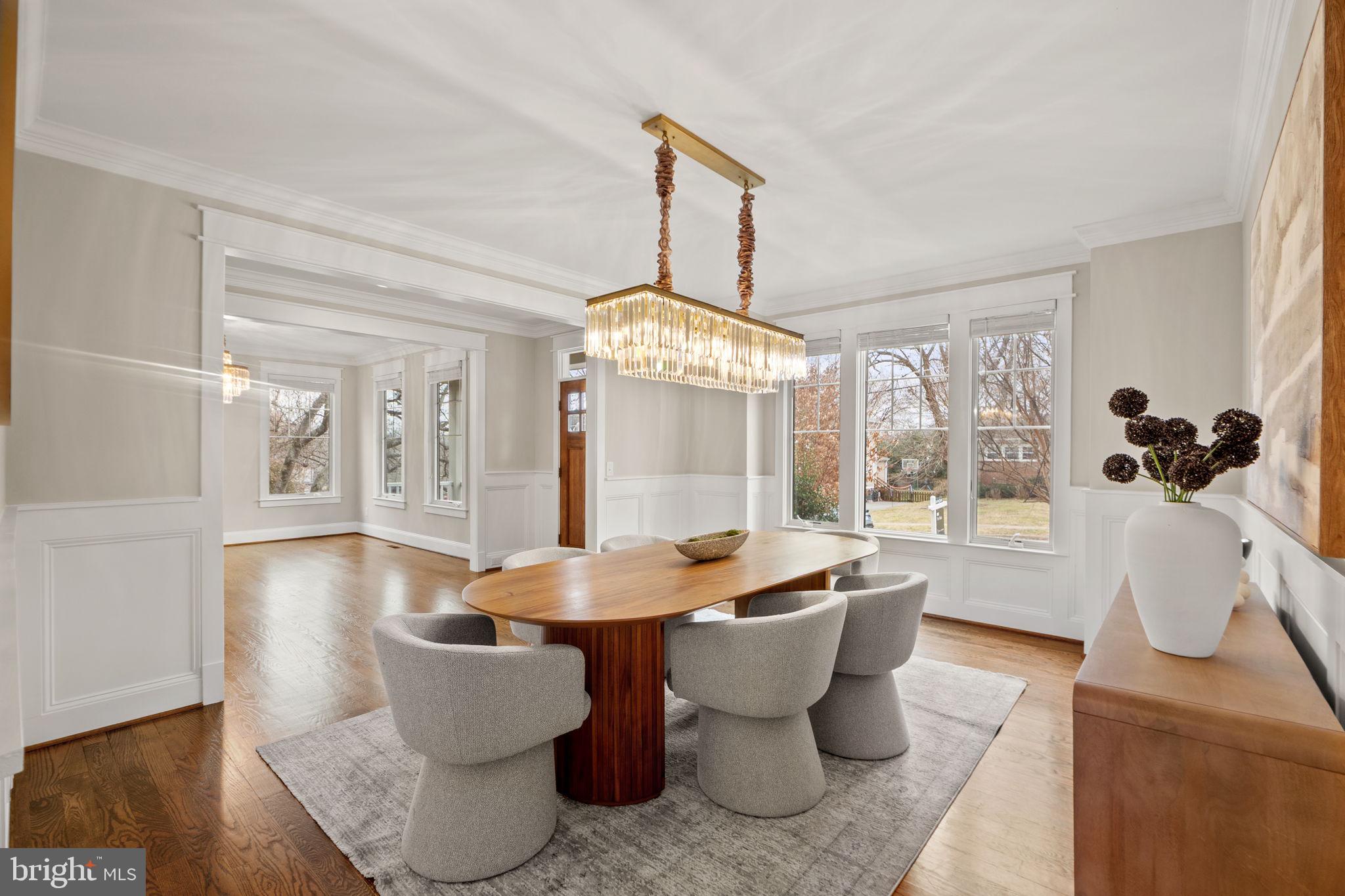 HILLSIDE MANOR - Residential