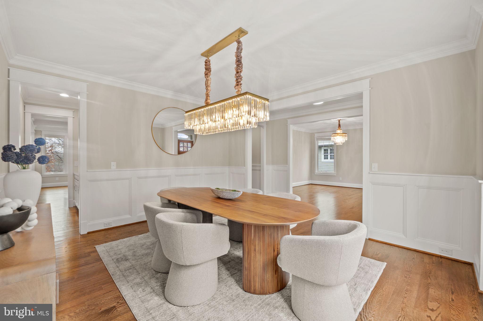 HILLSIDE MANOR - Residential