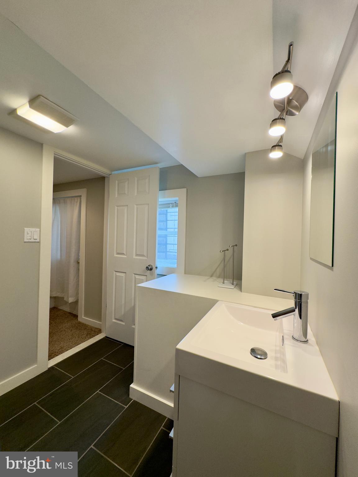 CANTON - Residential Lease